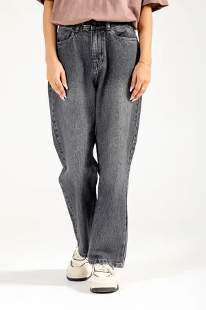 Outfit Staple TaglessDesign STRAIGHT FIT DENIM