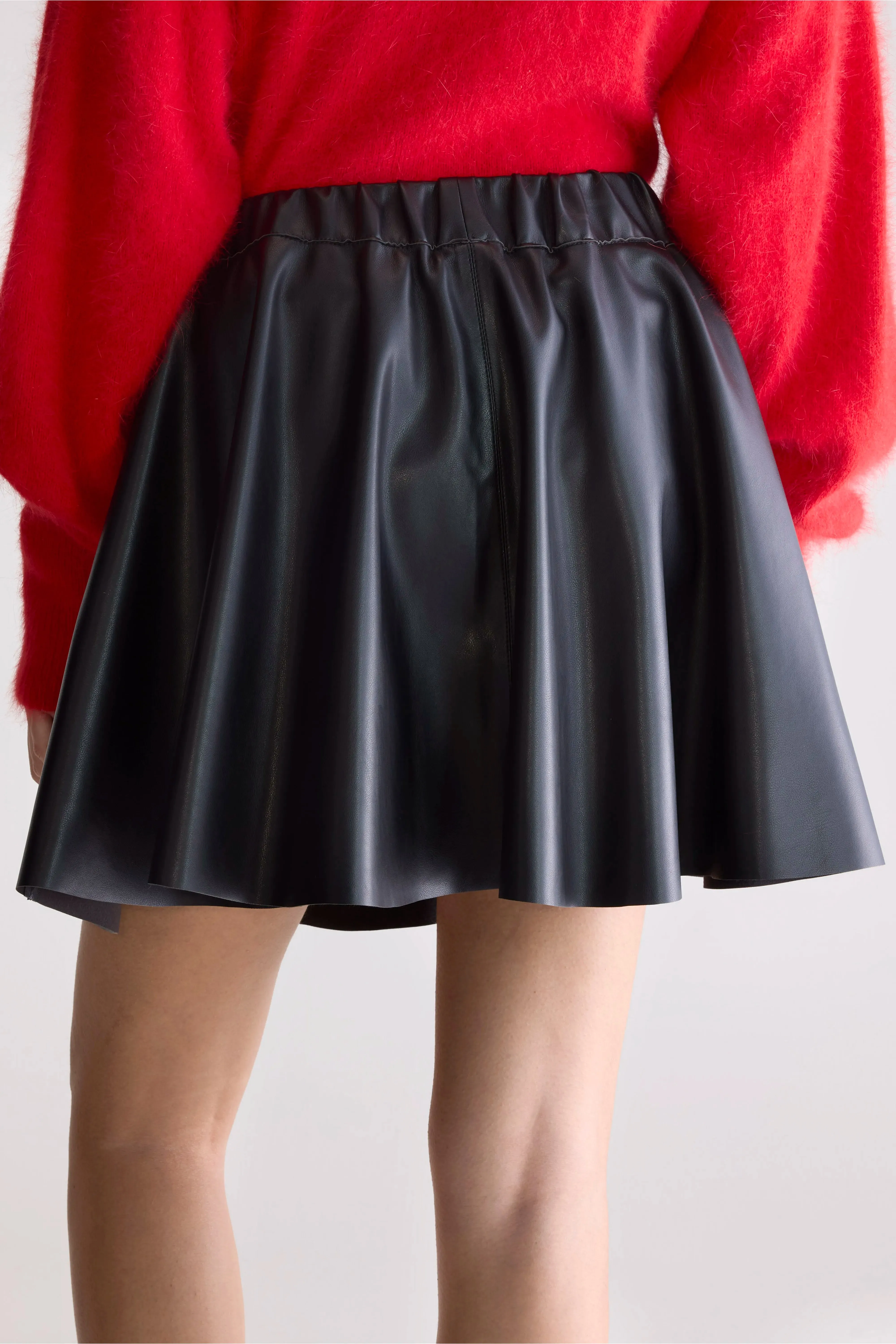 Hezza mini skirt (252 / W / BLACK) Still Glow