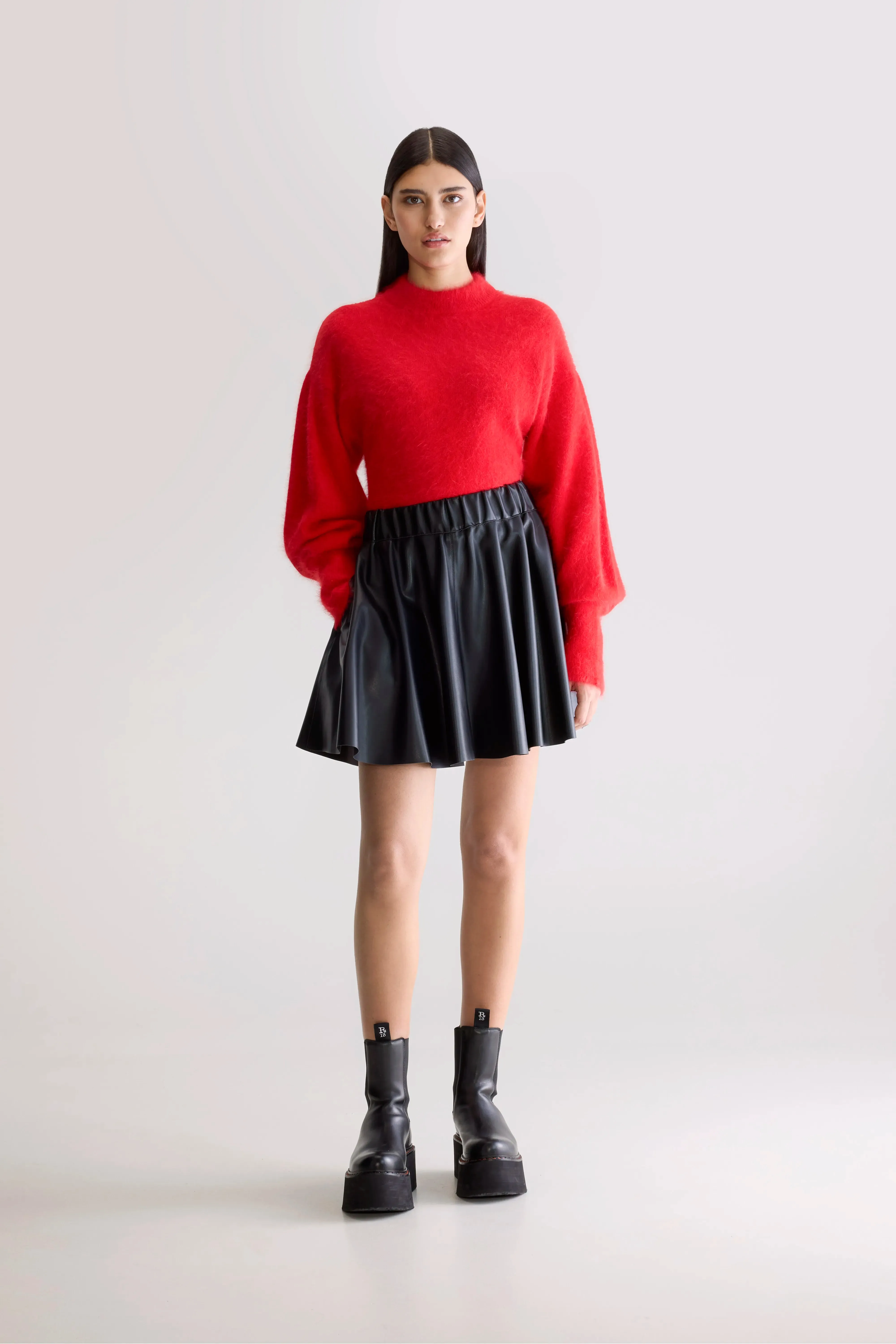 Relaxed Fit Hezza mini skirt (252 / W / BLACK)