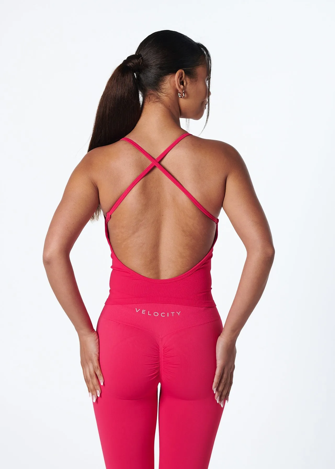SIGNATURE ADJUSTABLE TANK - CHERRY casual sneakers