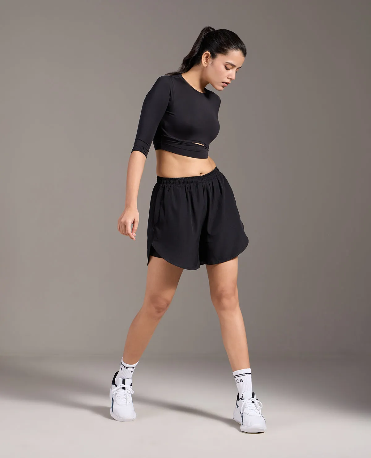 Stride Shorts Black Double Needle Stitching Simple Mood