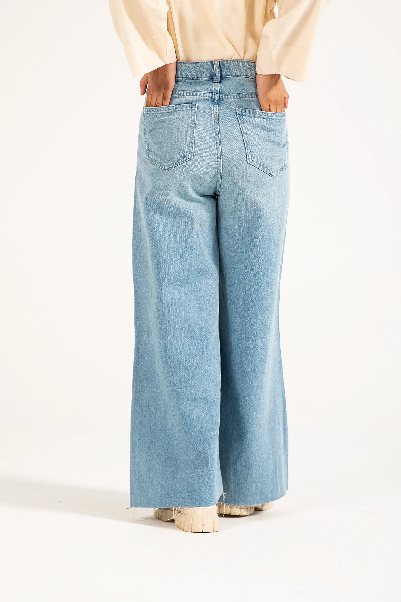 MEGA WIDE FIT DENIM Wrinkle resistant fabric Non Slip Waistband