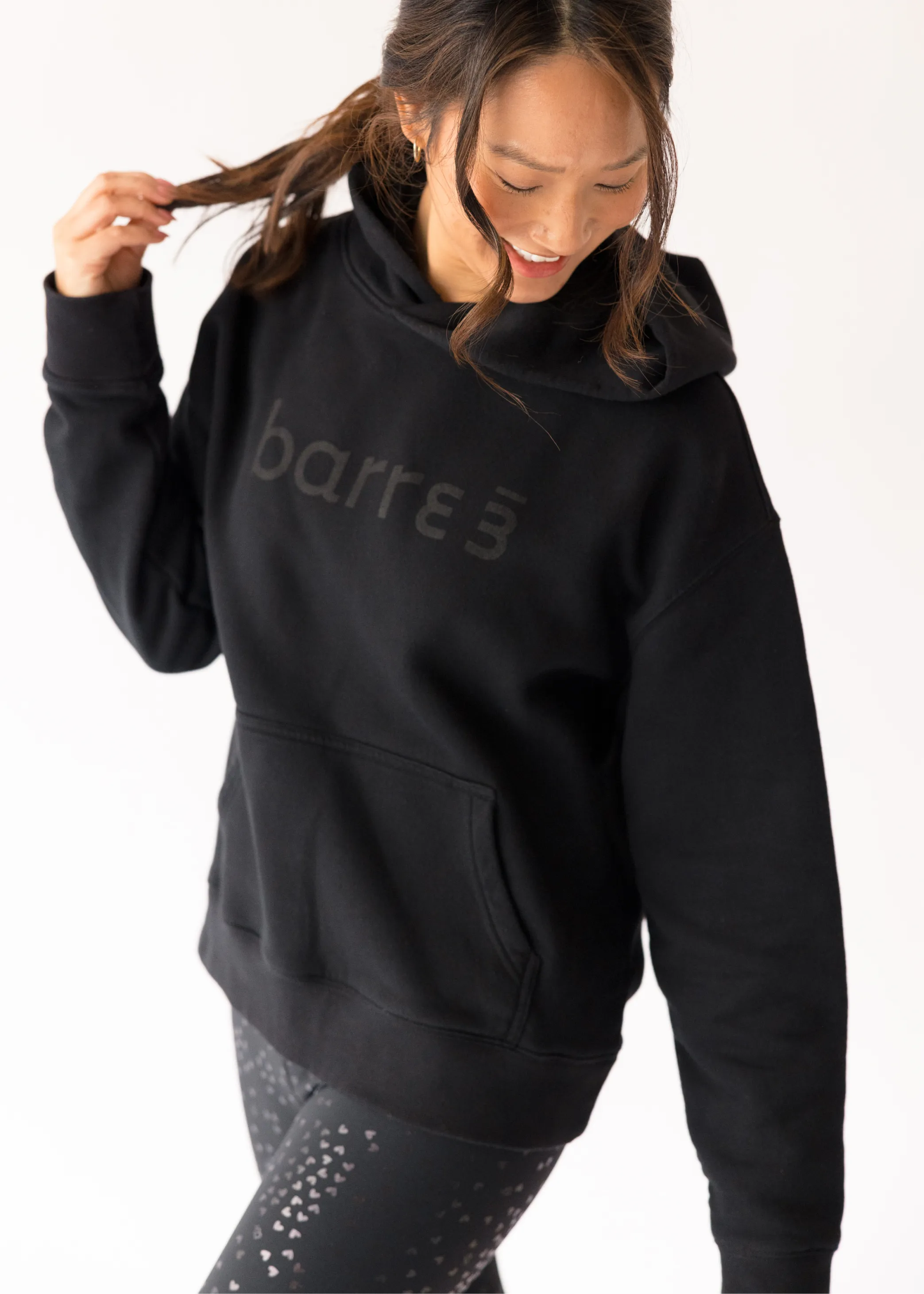 Chic Accessory b3 barre3 Relaxed Hoodie - Black/Black