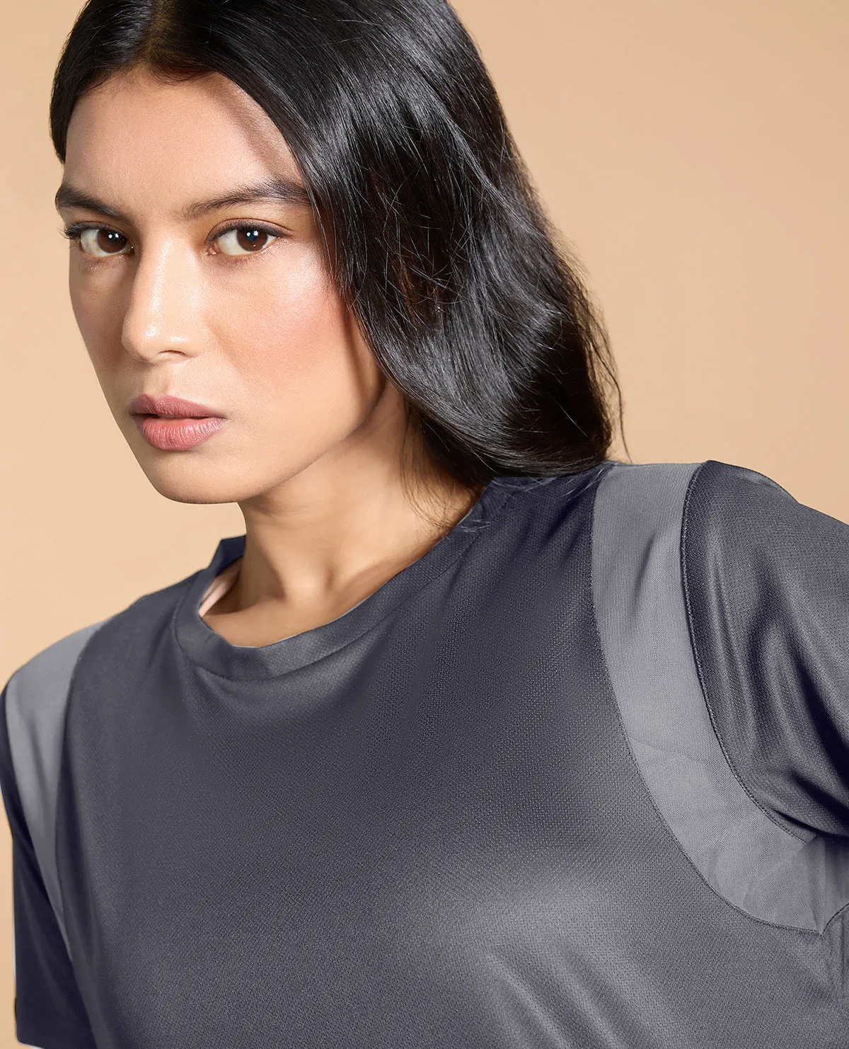 Stride Running Top Playful Design Seasonal Staple