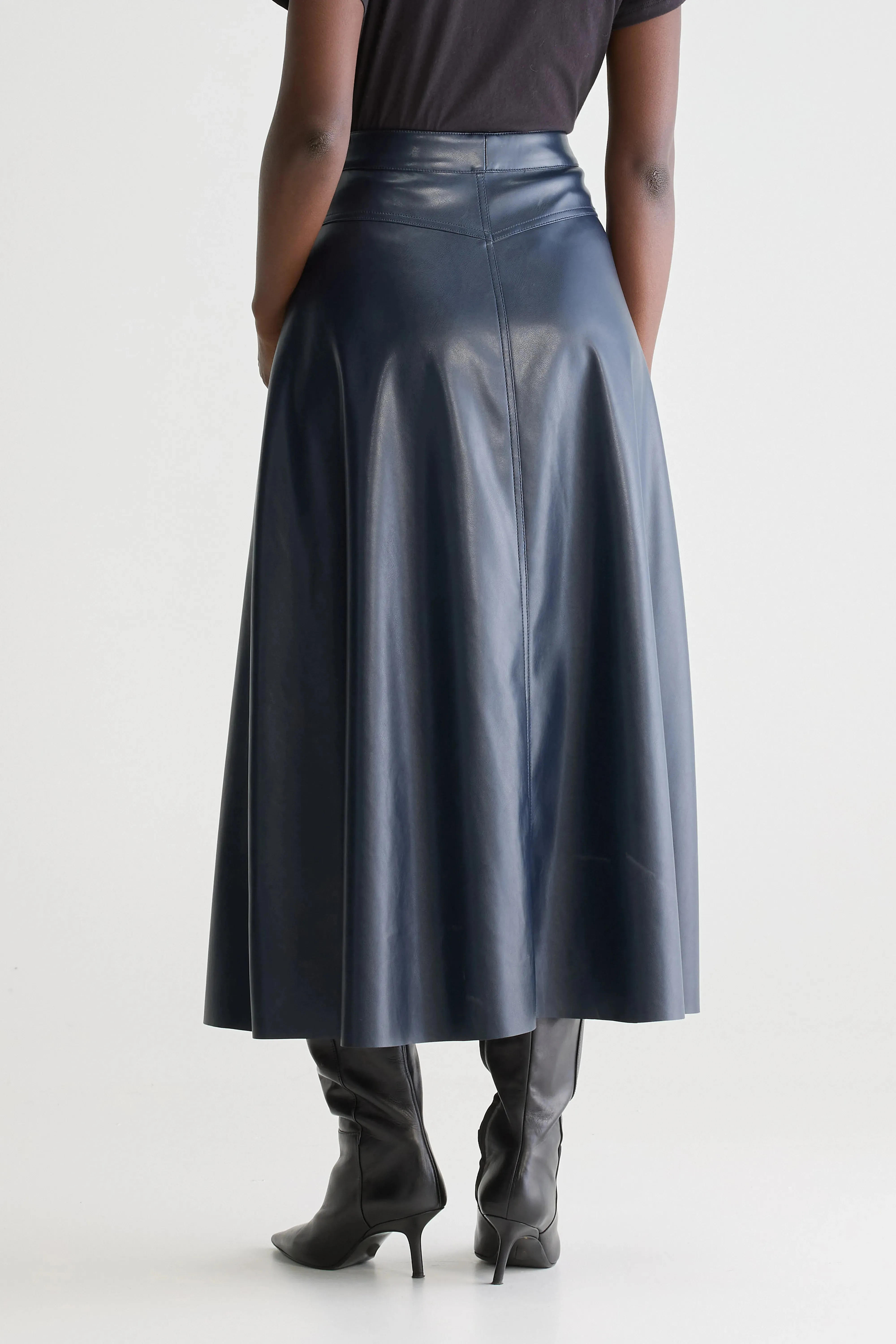 Gala flared mid skirt (251 / W / CAPTAIN) EcoFriendly Dye AntiPillFinish