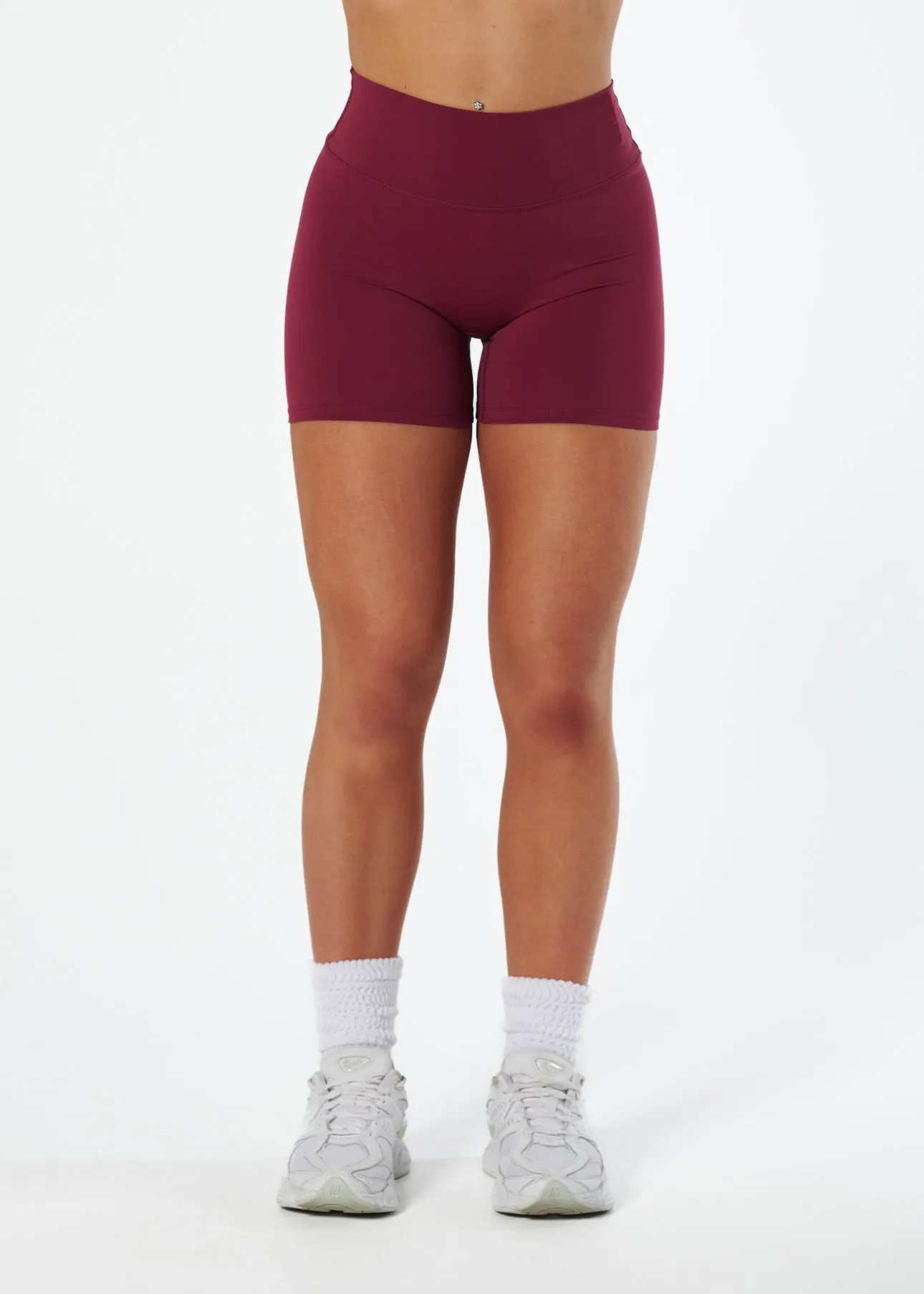 Clean Feel elastic waistband SERENE INVISIBLE SCRUNCH SHORTS - CRANBERRY