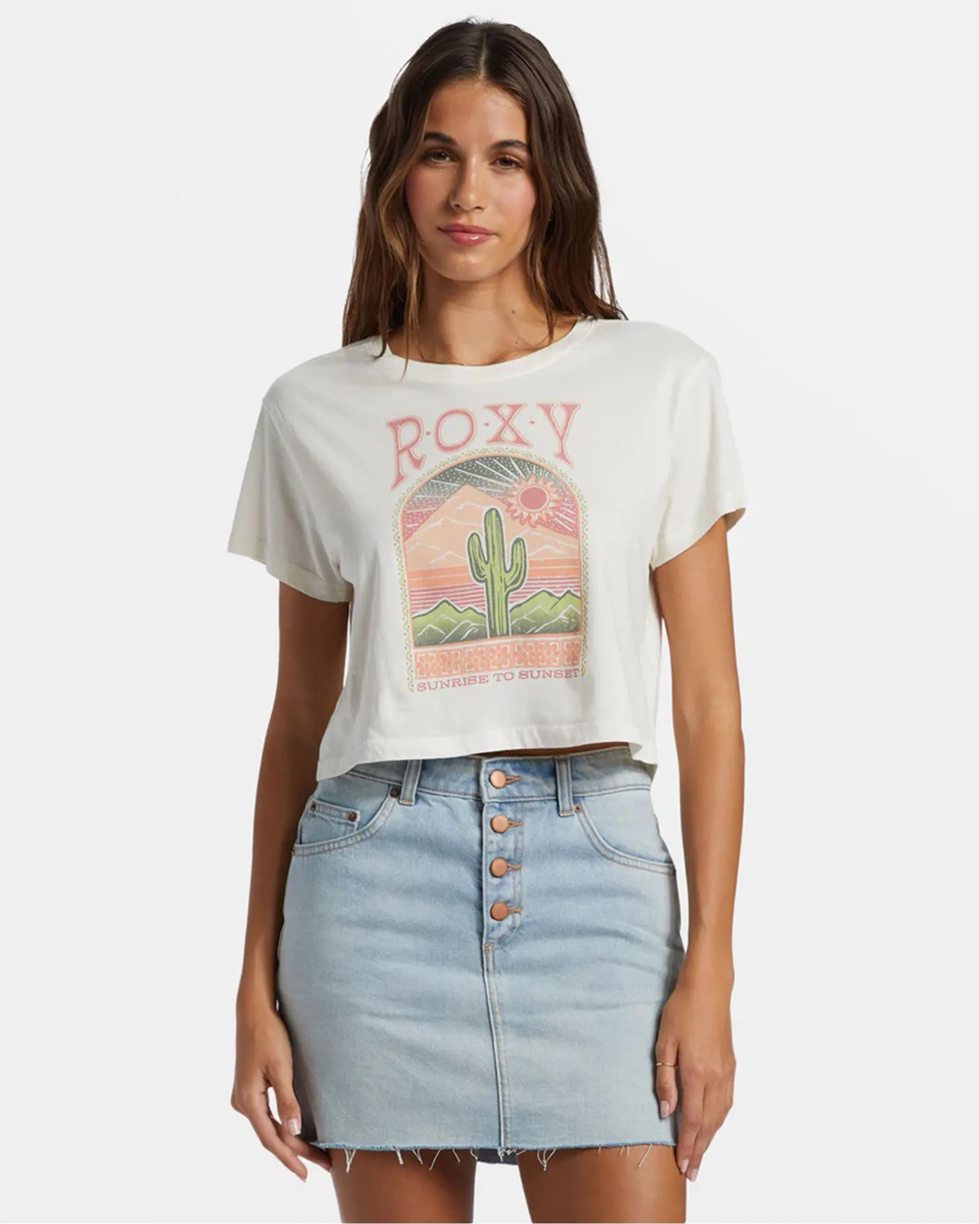 Saguaro Cropped T-Shirt (Past Season) Travel Outfit