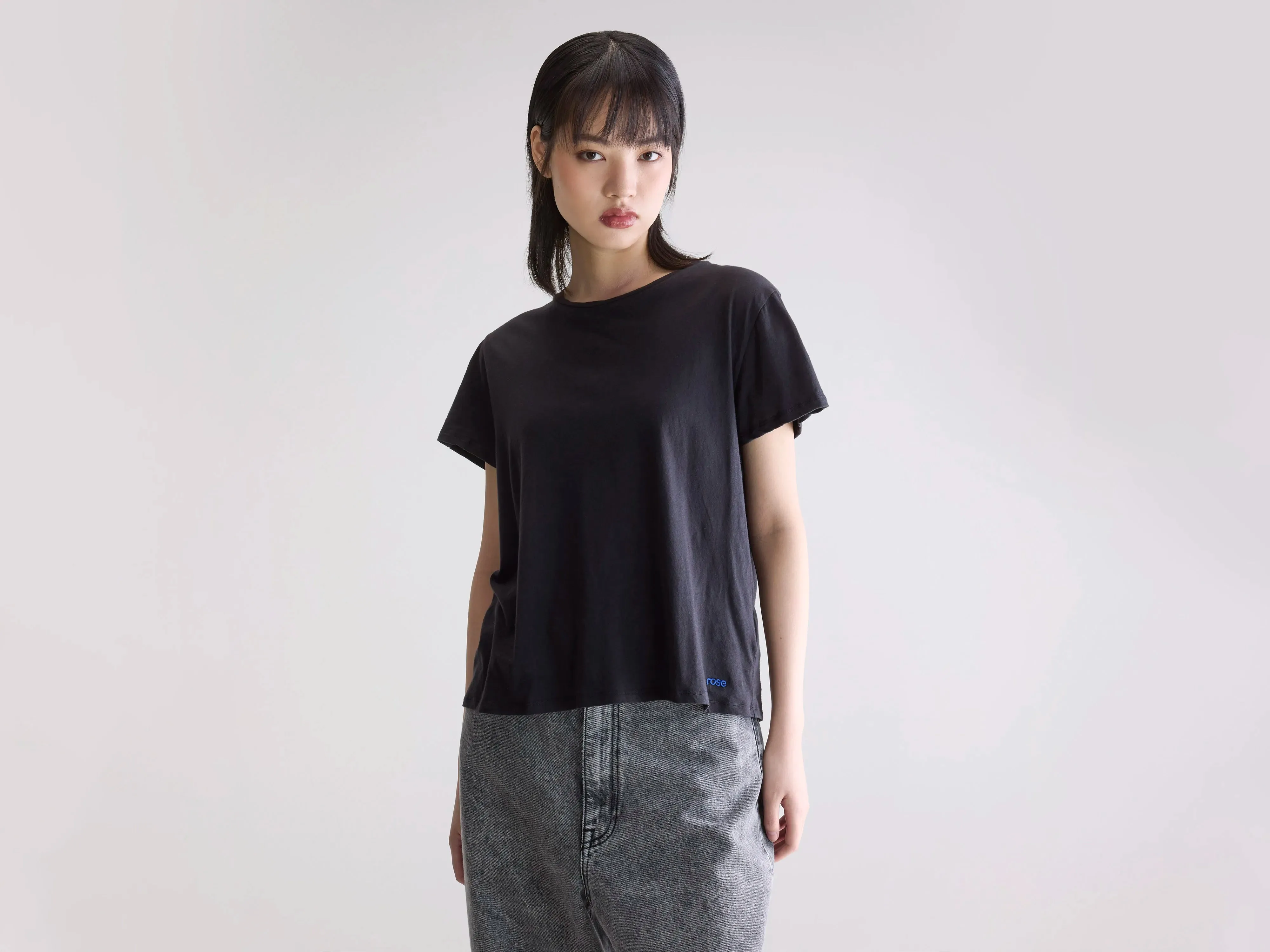 Flattering Design Easy and Relaxed Covi short-sleeve t-shirt (252 / W / OFF BLACK)