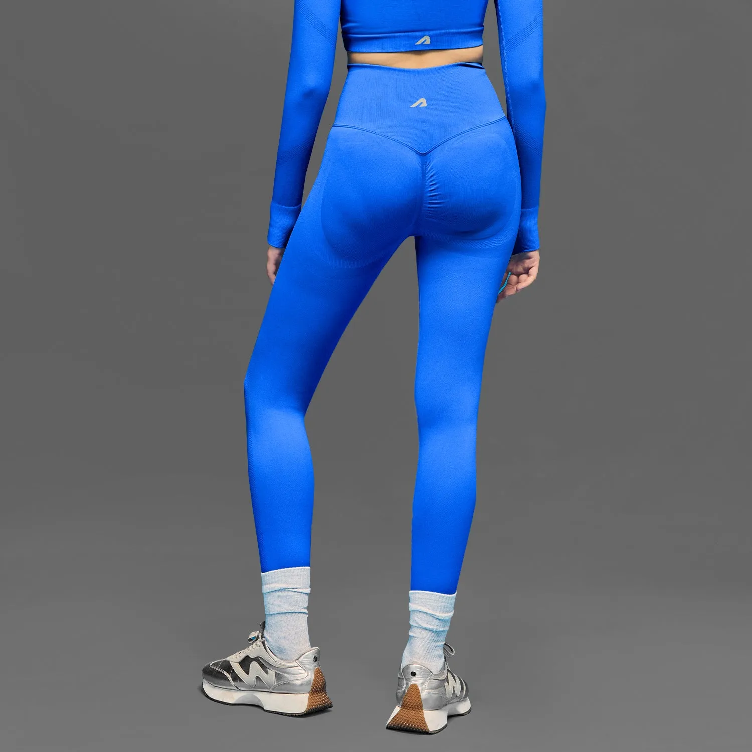 Moisture Wicking Fabric Limitless Snatched Ruched back Legging- Royal blue
