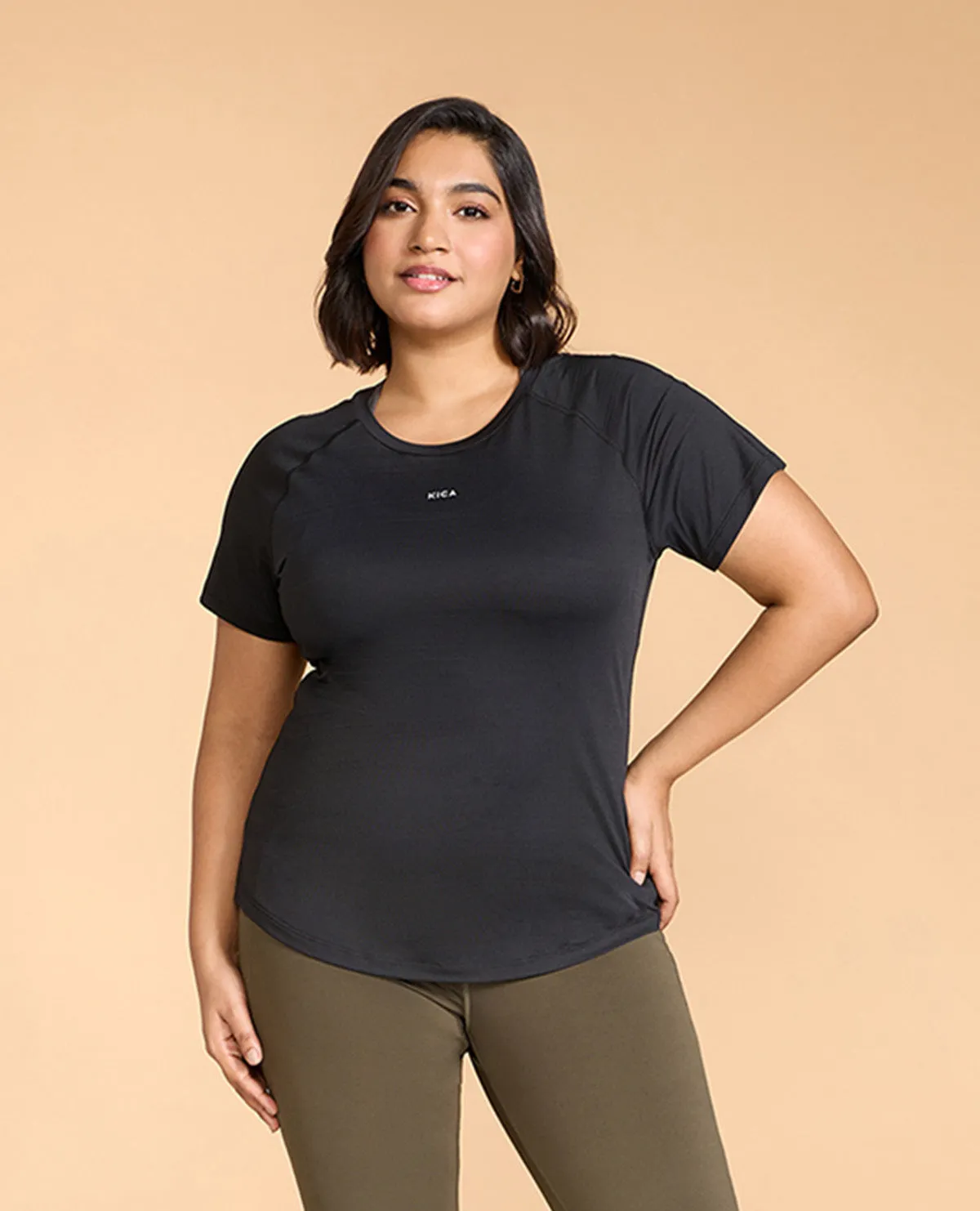 Lightweight Layer Regular Fit Basic Half Sleeves Top