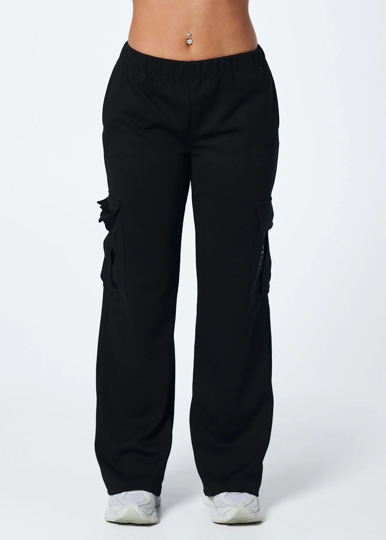 CARGO TRACKPANTS - BLACK Adjustable Hem