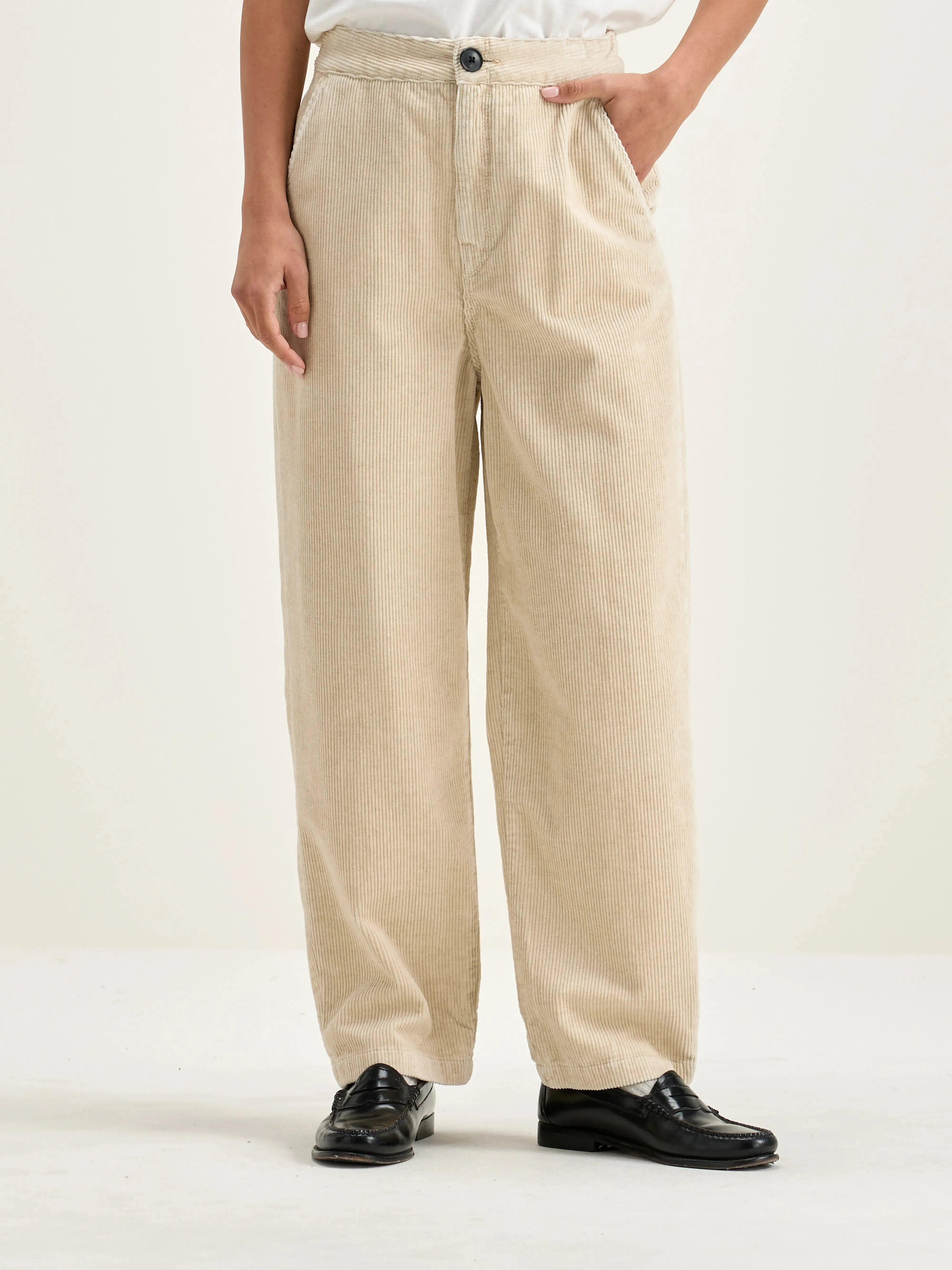 Pasop Pants (251 / W / CALCAIRE) Trendy Fit Casual Chic