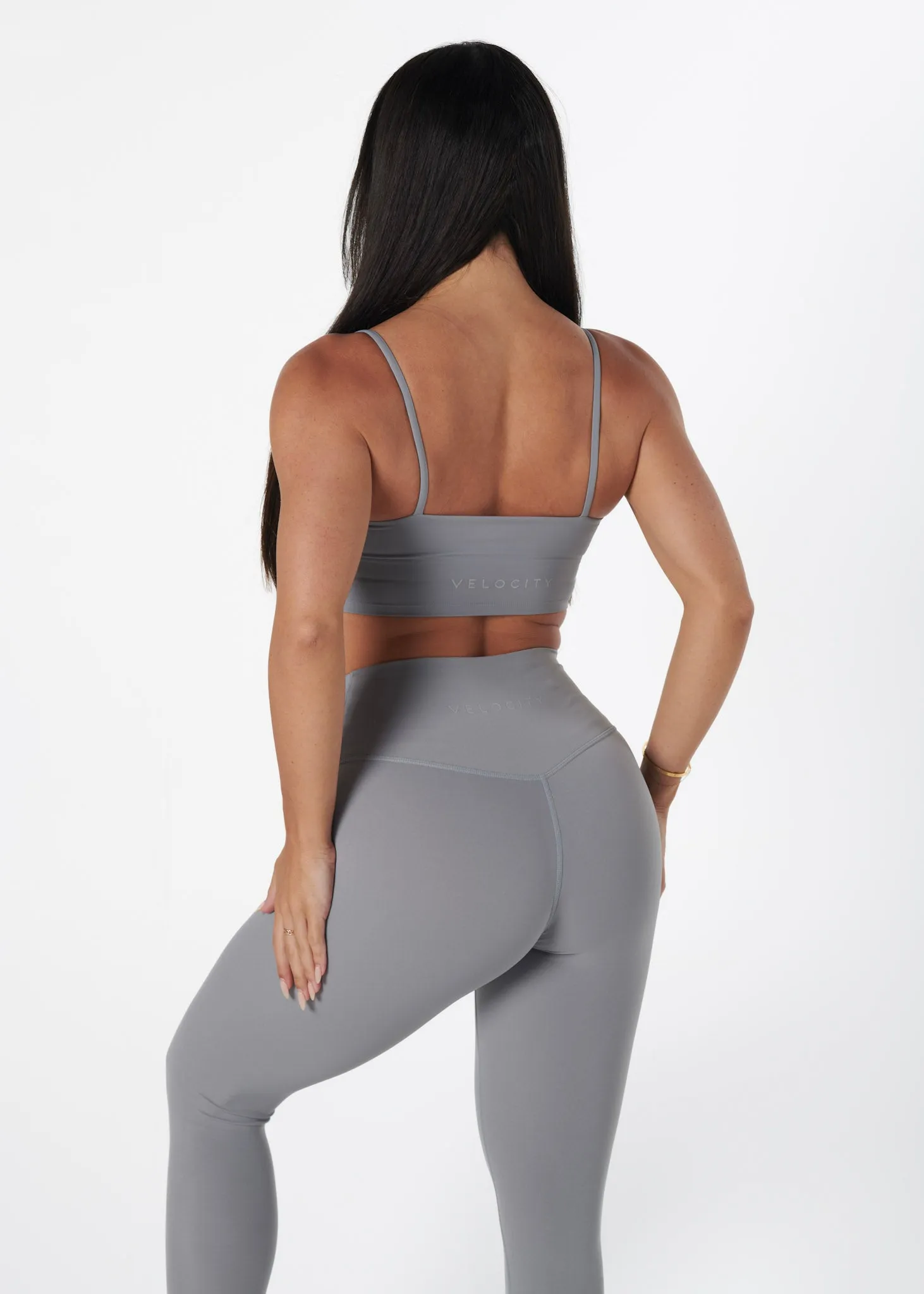 Minimal Design PERFORMANCE CROP - GREY