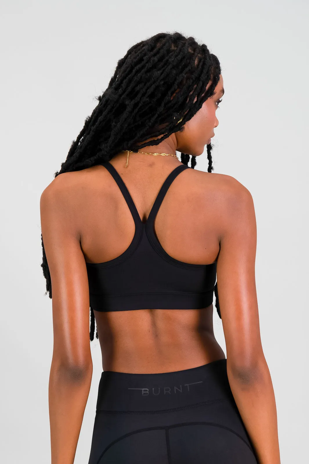 The Cali Sports Bra - Black Size range seams Cross Back Closure