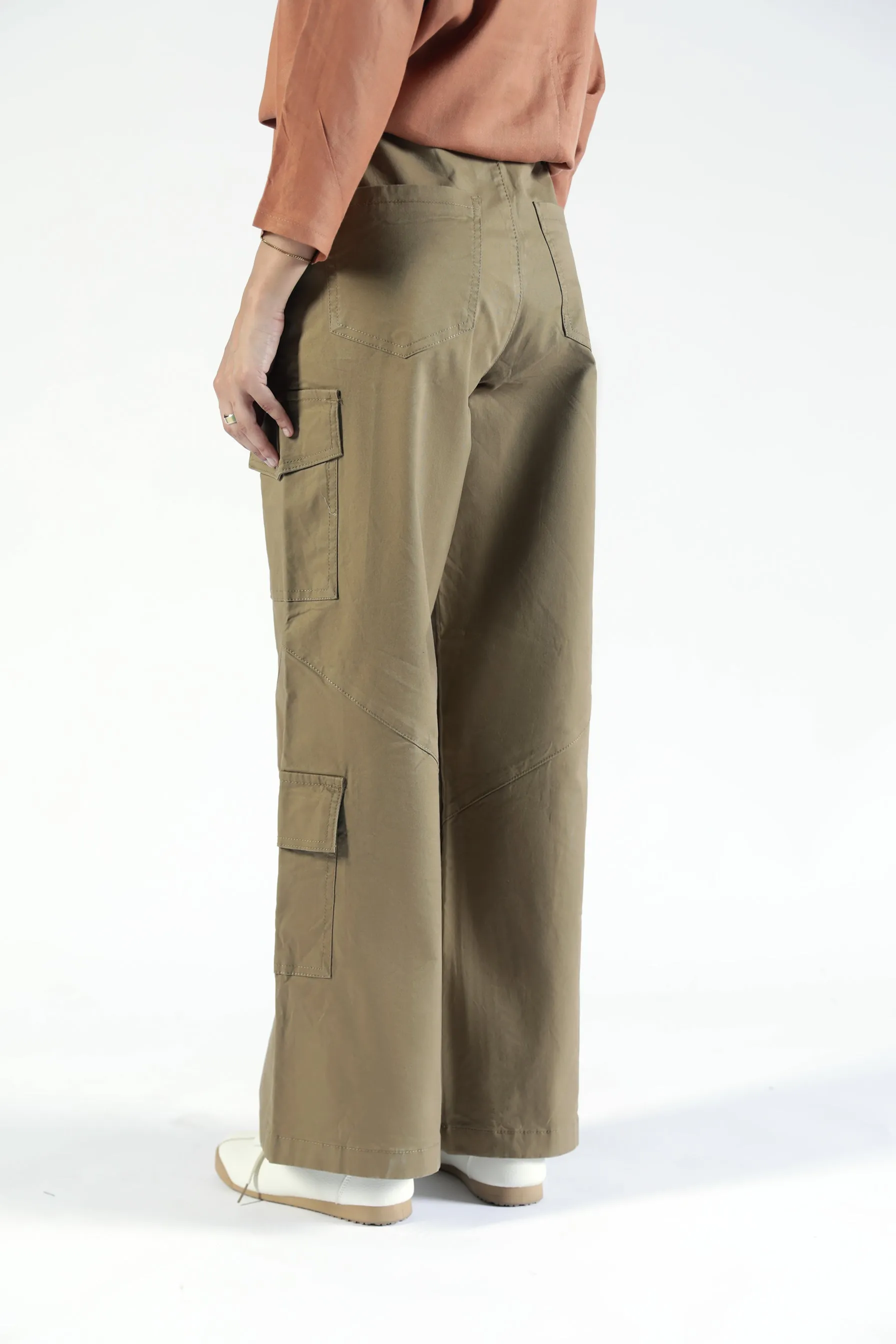 WIDE LEG CARPENTER TROUSERS Perfect Look Flattering Design Wear