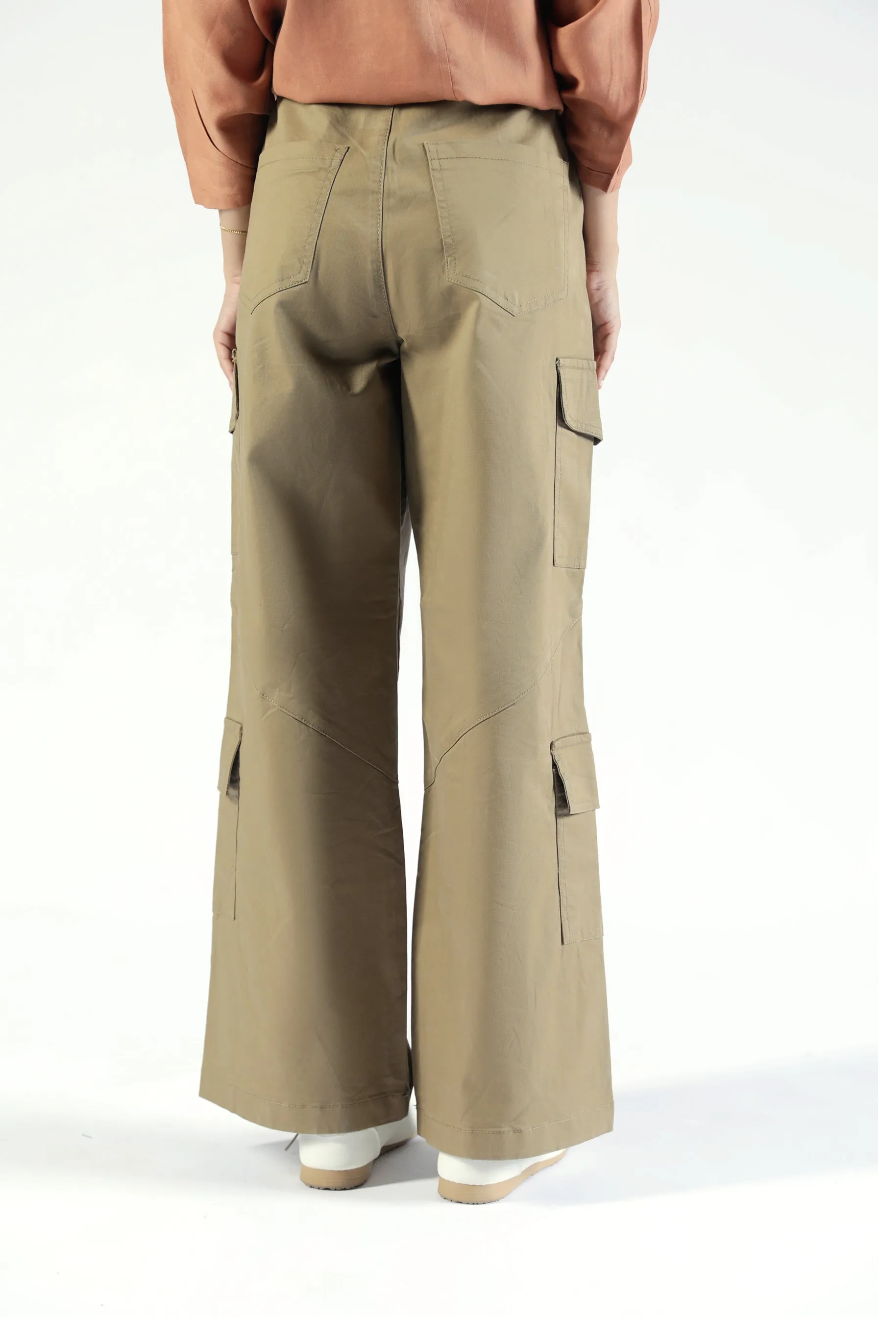 WIDE LEG CARPENTER TROUSERS Low-rise style