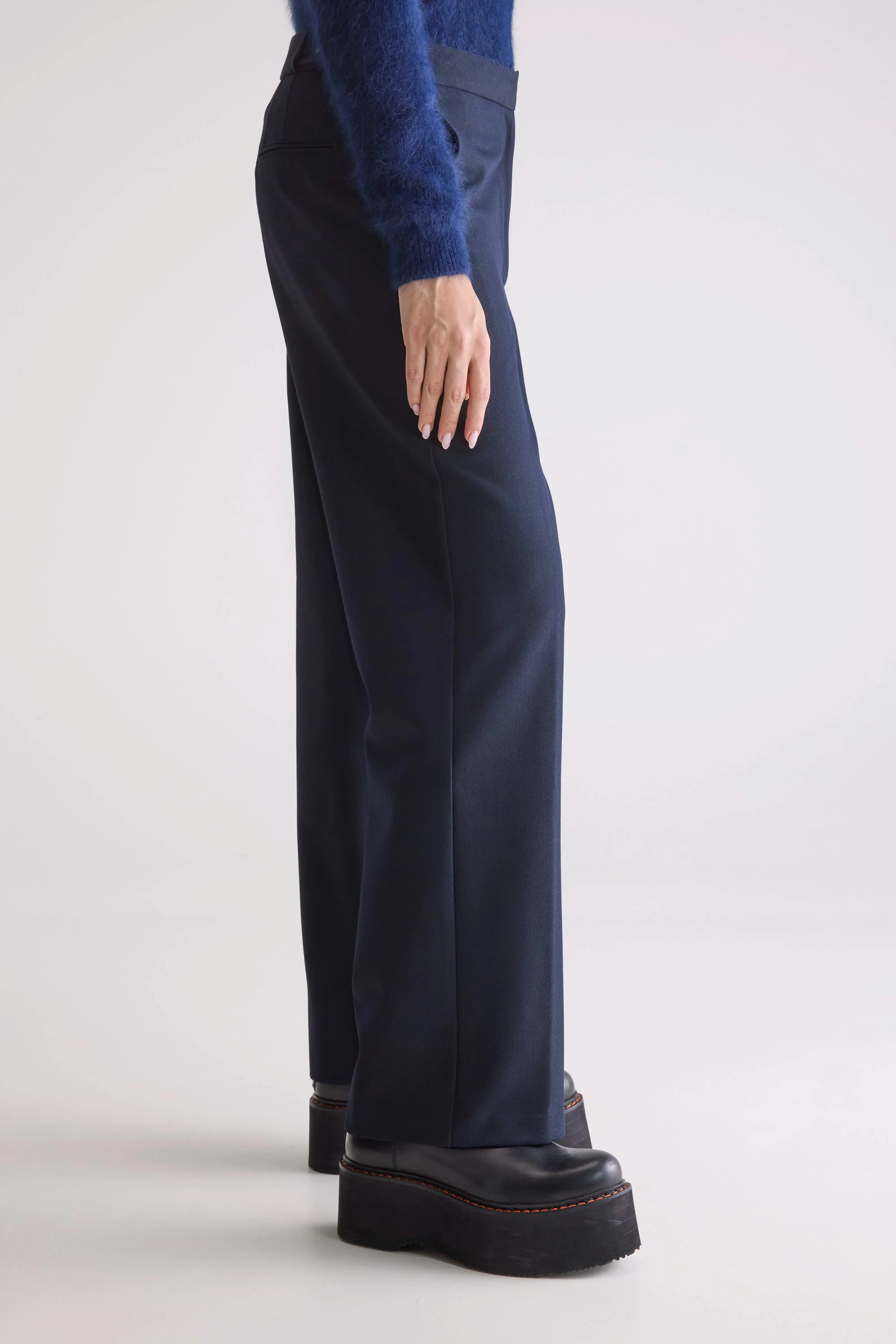 Sunrise straight trousers (252 / W / AMERICA) Timeless Design