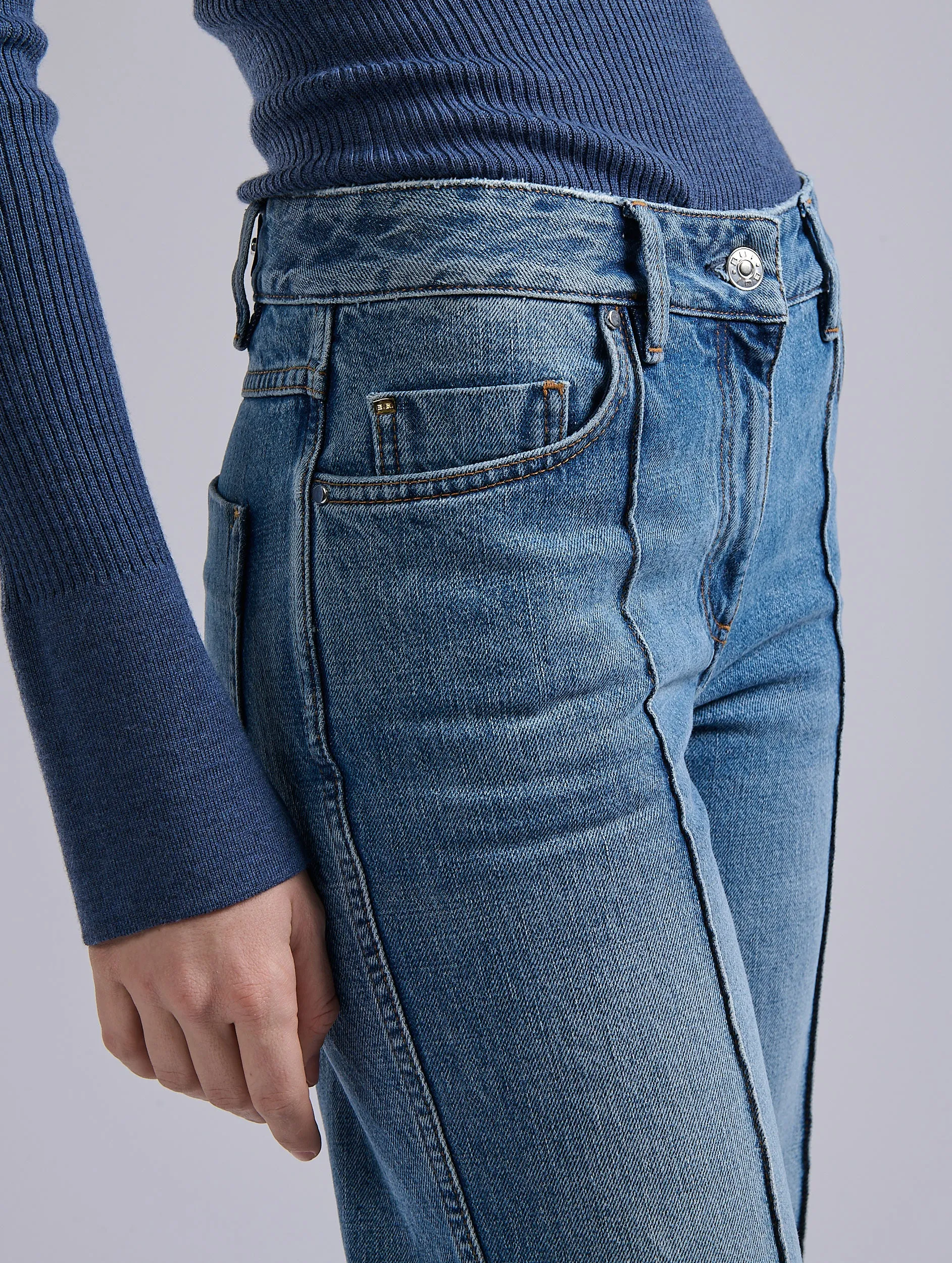 Durable Fit Flared bottom Blue denim flare jeans