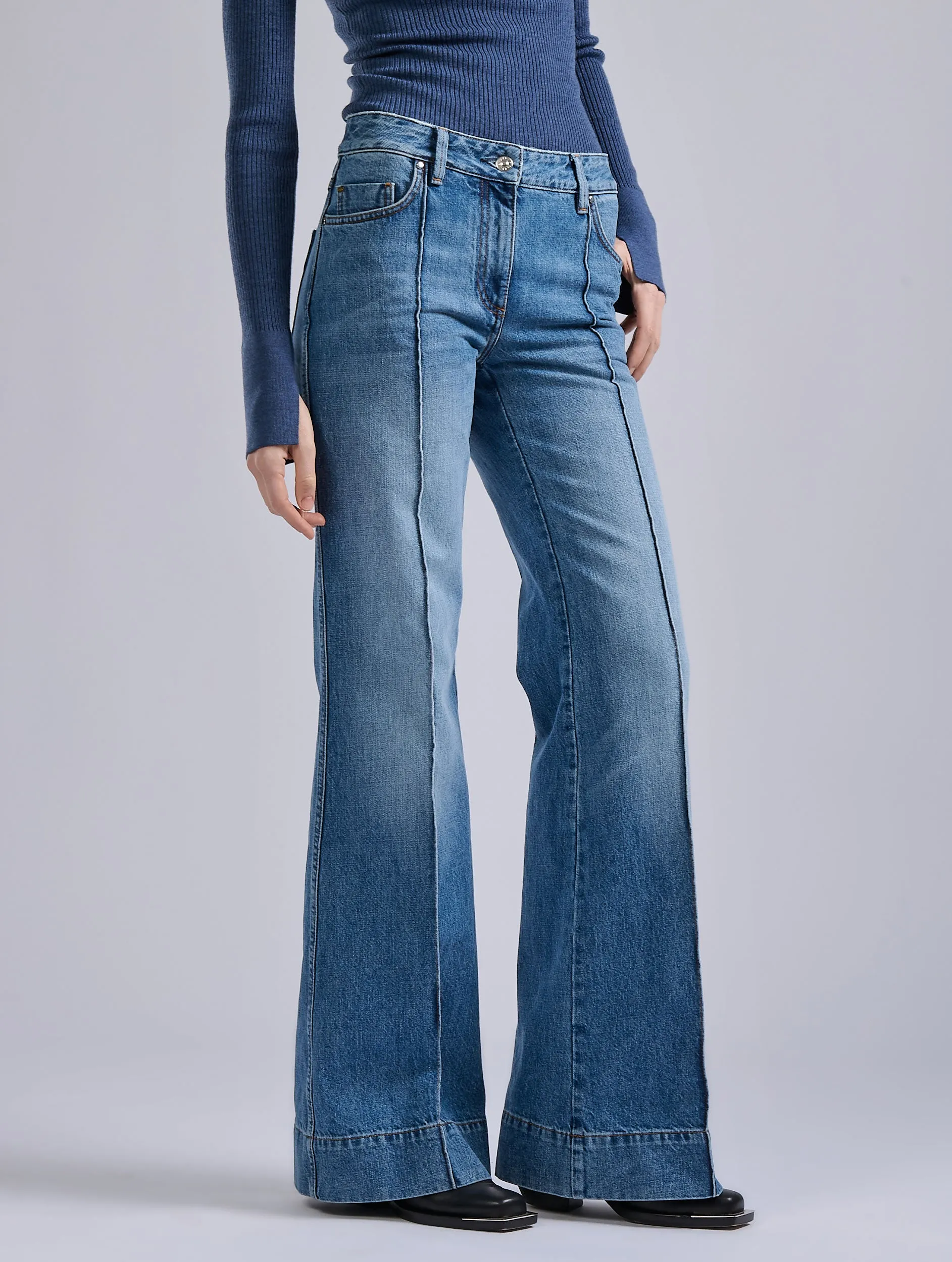 Blue denim flare jeans Tear Resistant Design TaglessLabel