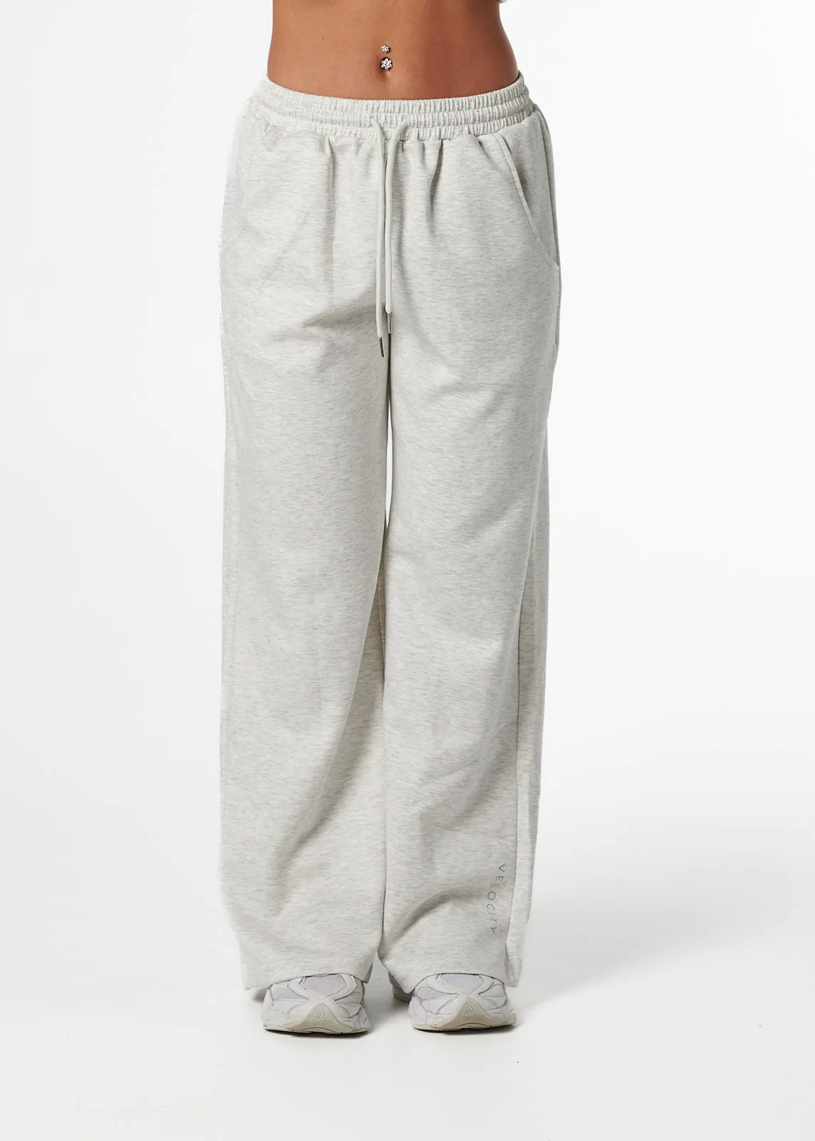 LOUNGE SWEATPANTS - GREY Adaptable Outfit