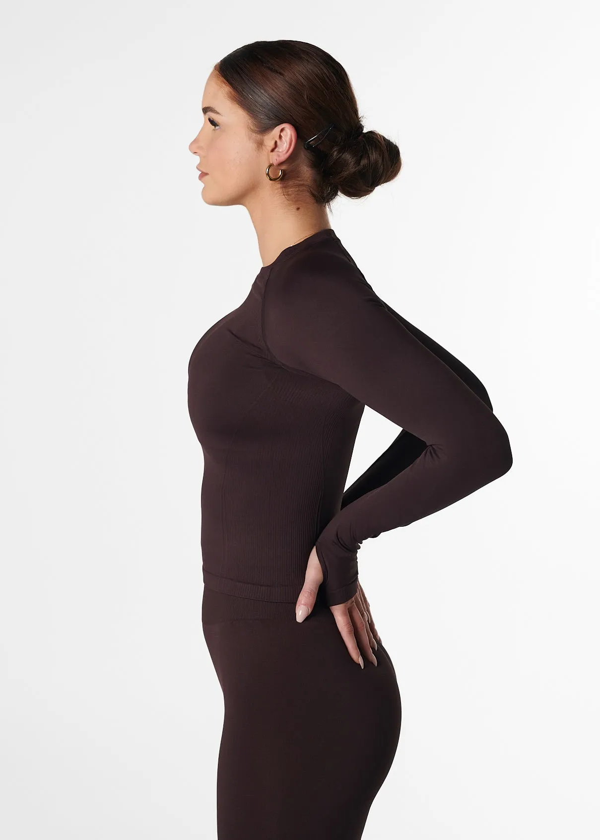 SILHOUETTE FITTED LONG SLEEVE - ESPRESSO Open Glow StaticResistantLining