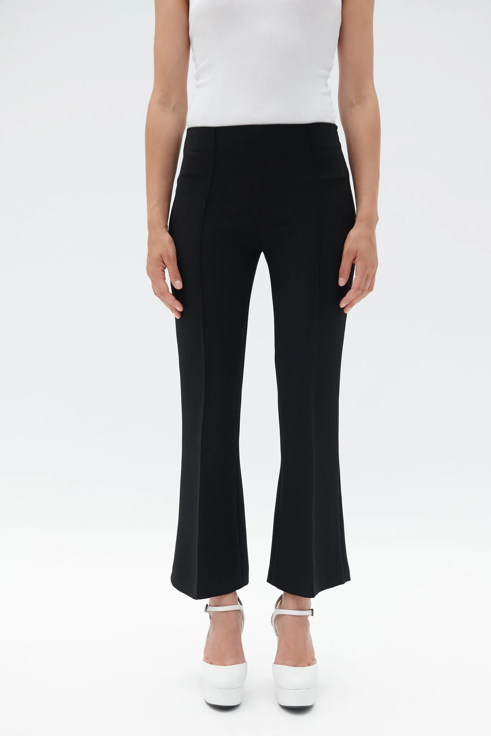 Black crepe 7/8 length flared trousers Comfortable Style