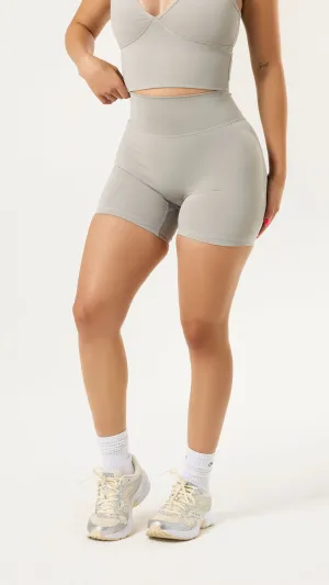 Signature High-Waisted 5.5" Shorts One-of-a-kind