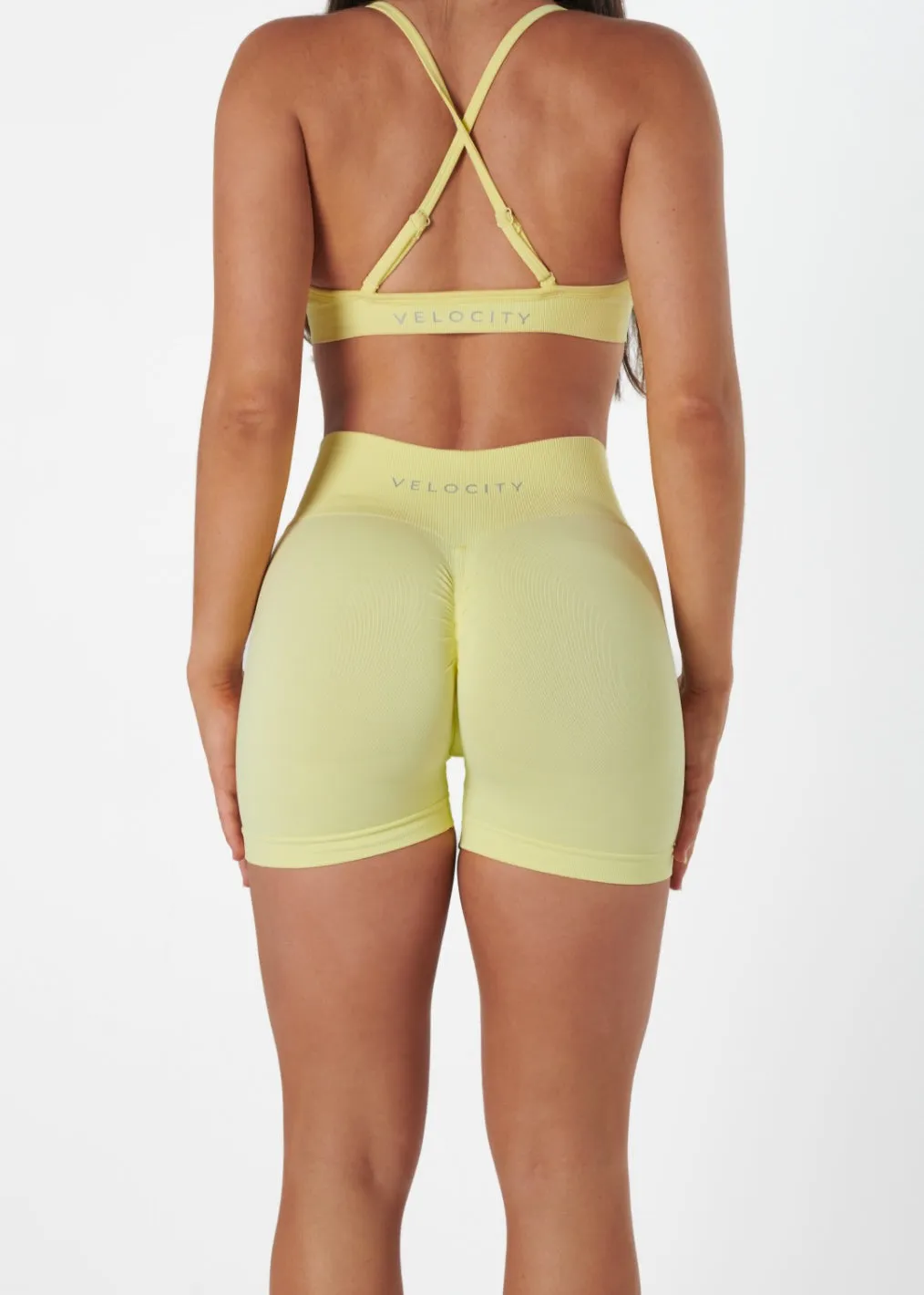 Zipper pockets SIGNATURE SCRUNCH SHORTS - LEMON SORBET