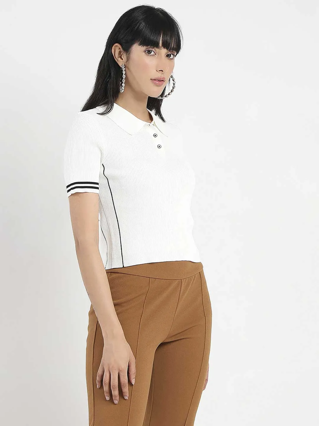 Madame Contrast Trim Polo Neck White Knitted T-shirt Lightweight Fashion