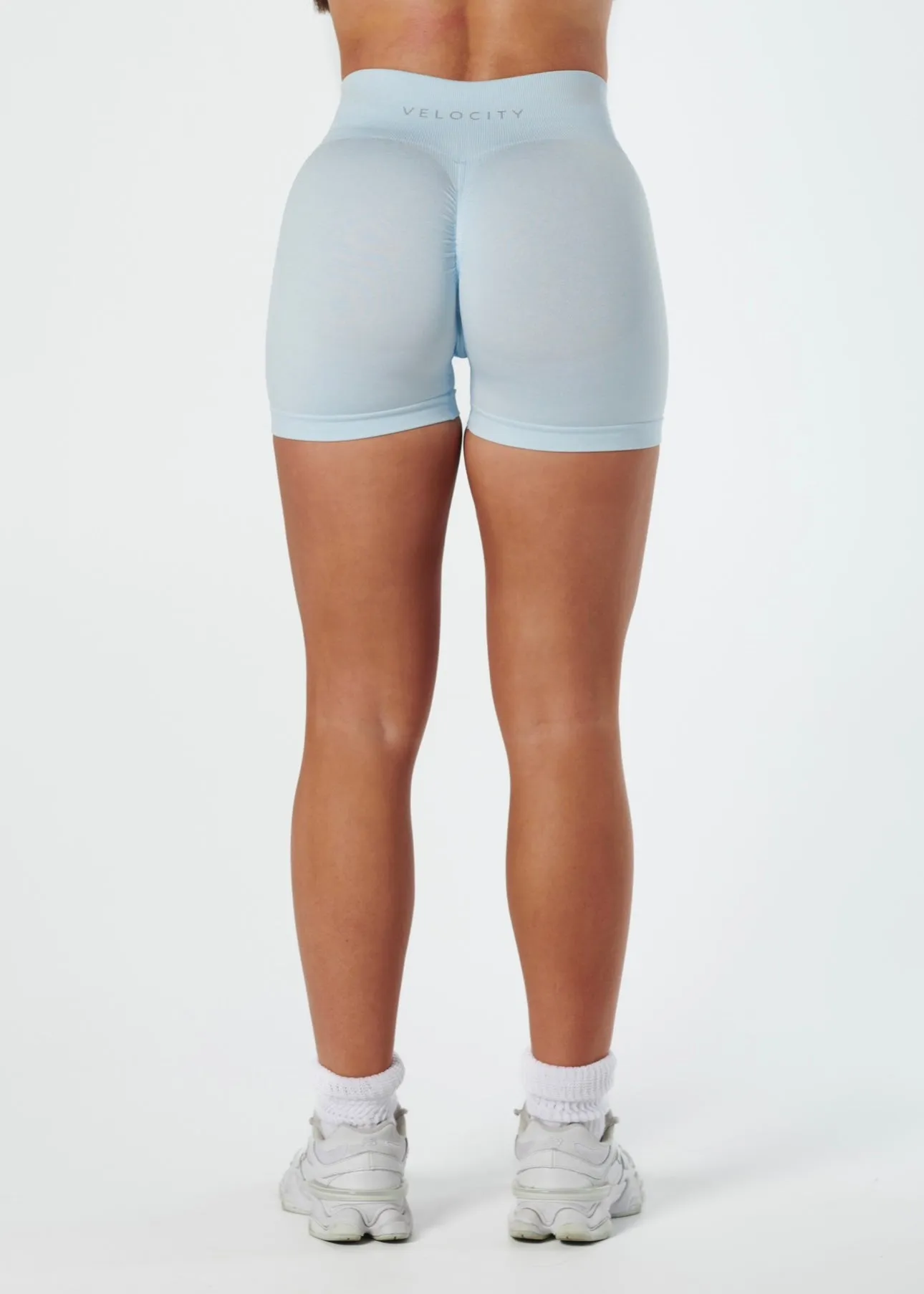 LUXE SCRUNCH SHORTS - SKY Eye-catching Design