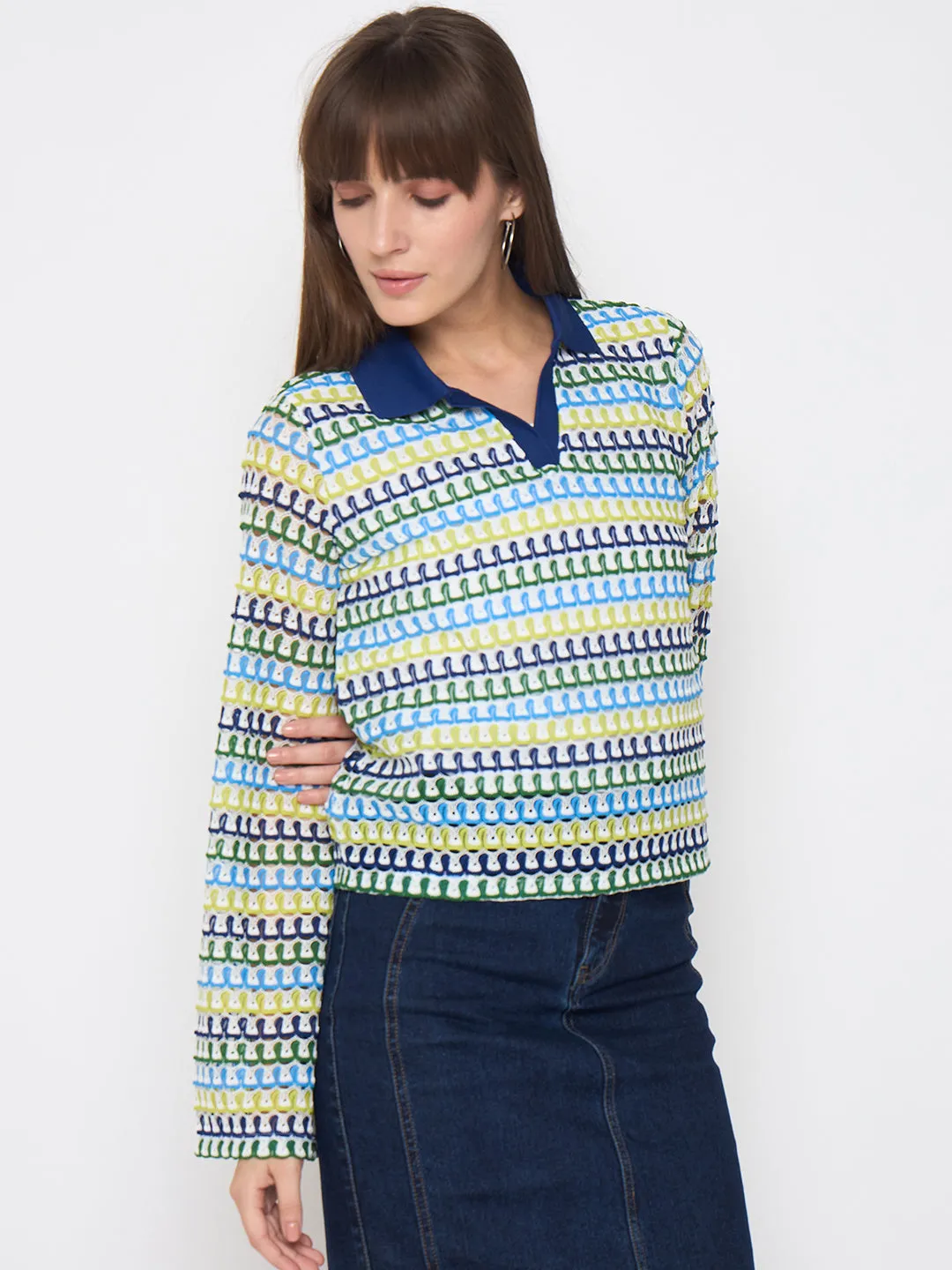 Rain Fit Madame Crochet Contrasting Collar Blue Top
