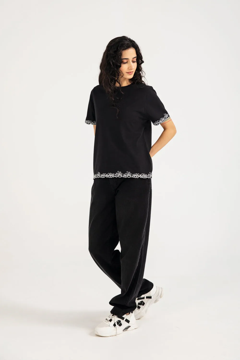 EMBROIDERY TEE Road Soul Downtown Cool