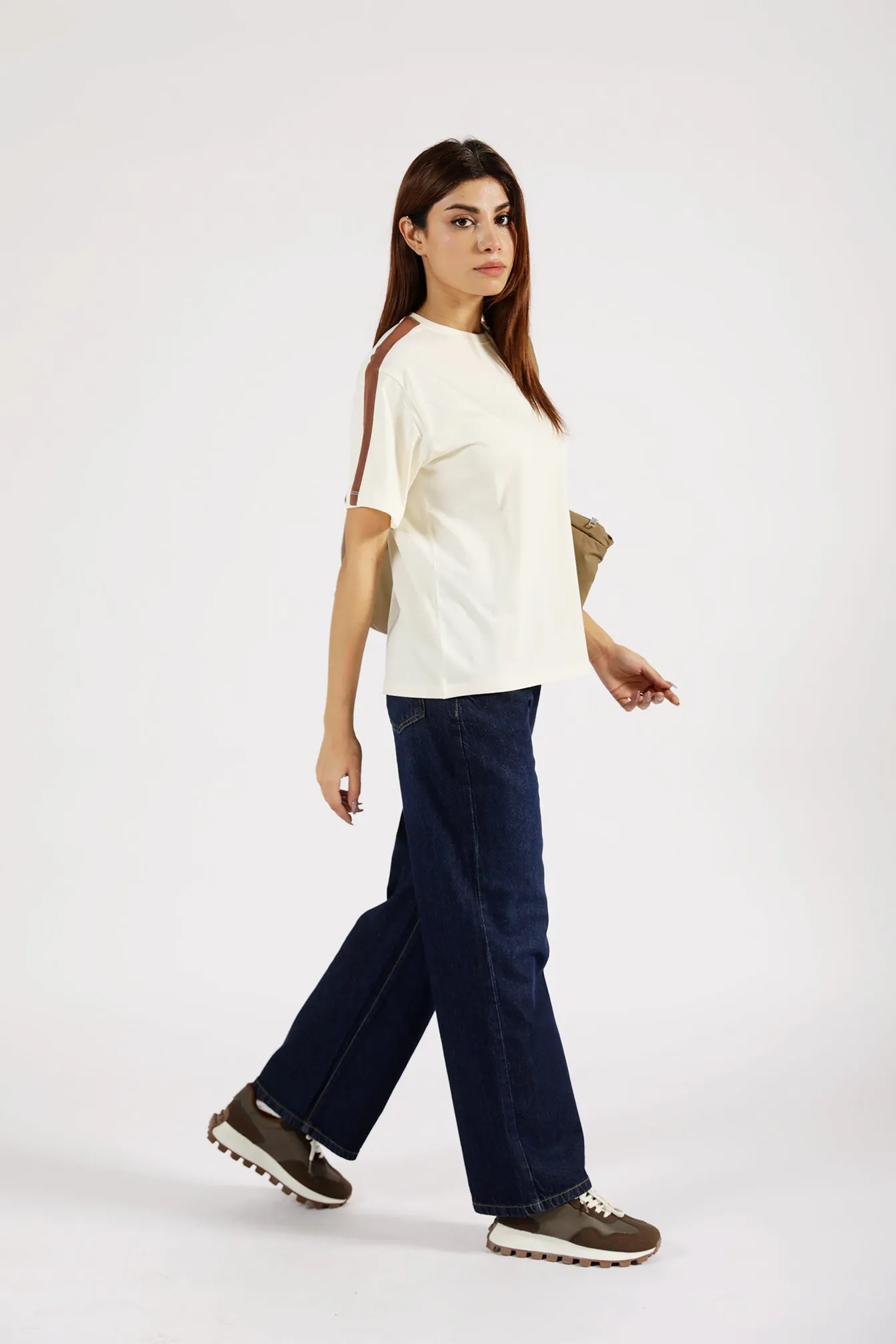 OVERSIZED CONTRAST TEE Easy Wear MoistureControlClothing