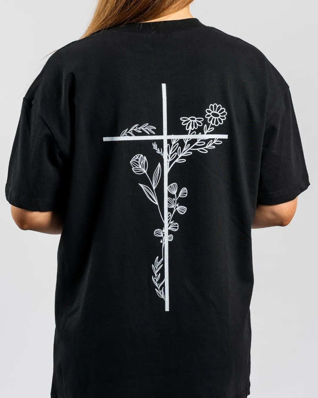 Functional Look Fit For Comfort 'Floral Cross' Women??s Oversized T-Shirt