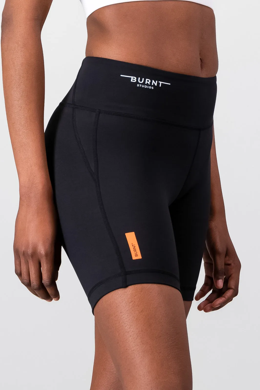 summer breeze Essential Elevate 6-Inch Short