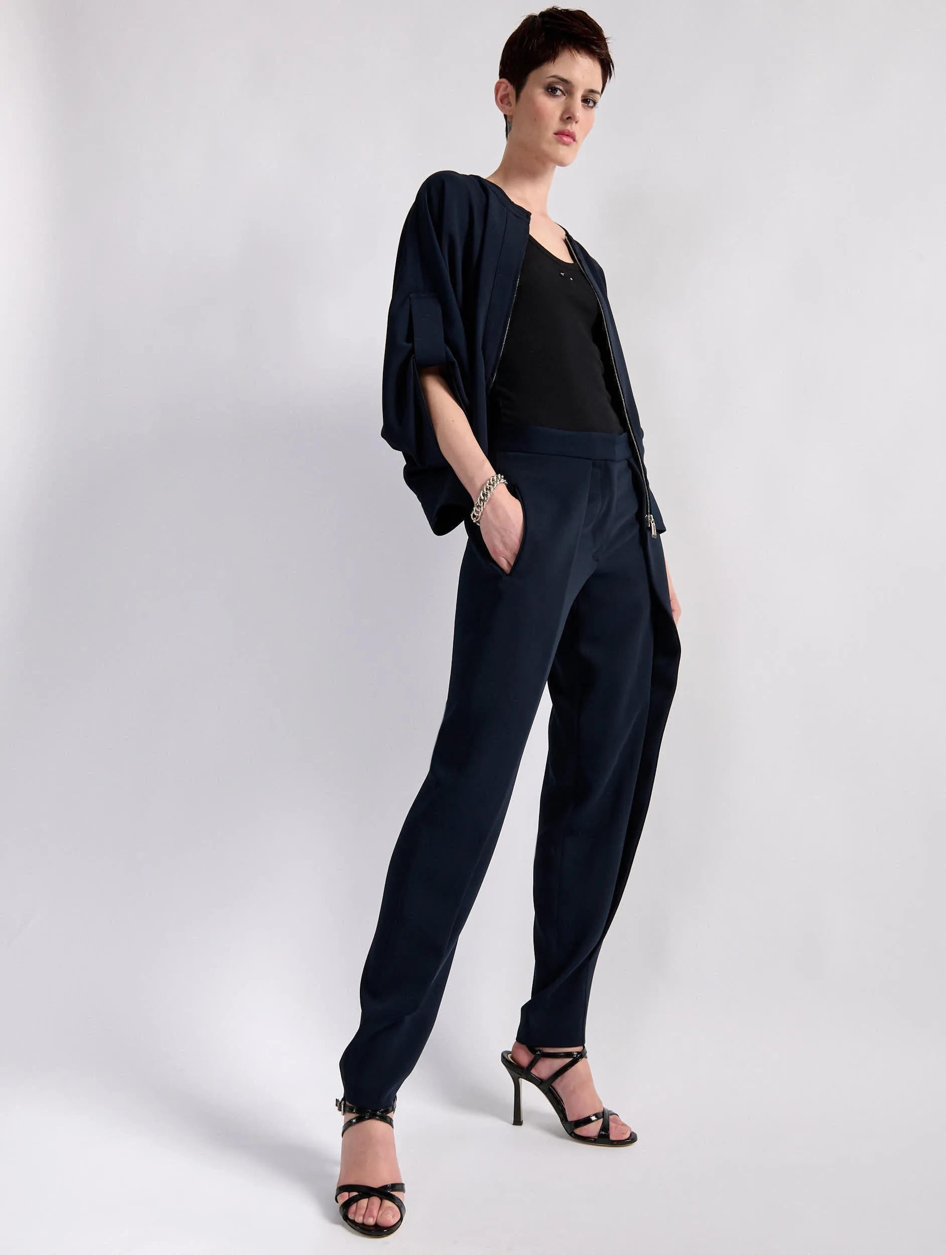Navy caddy pleated trousers Reflective accents