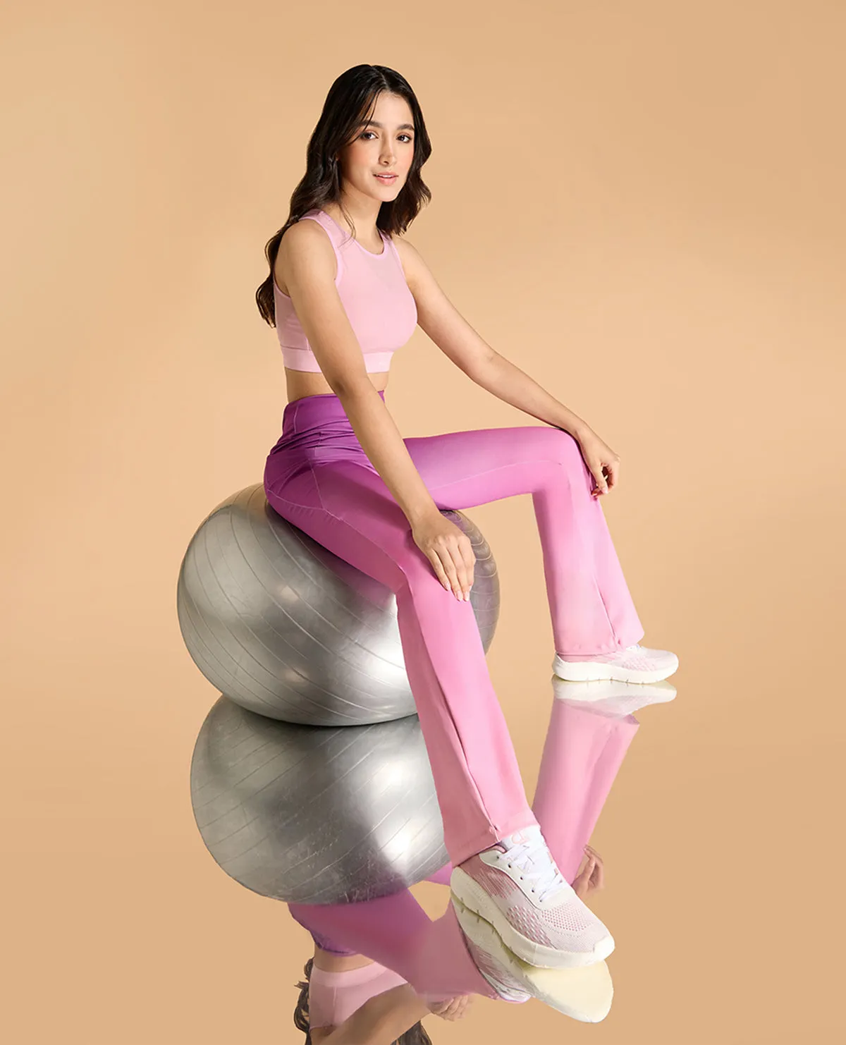 High-Rise Ombre Flare Pants in Second SKN Trendy Waist