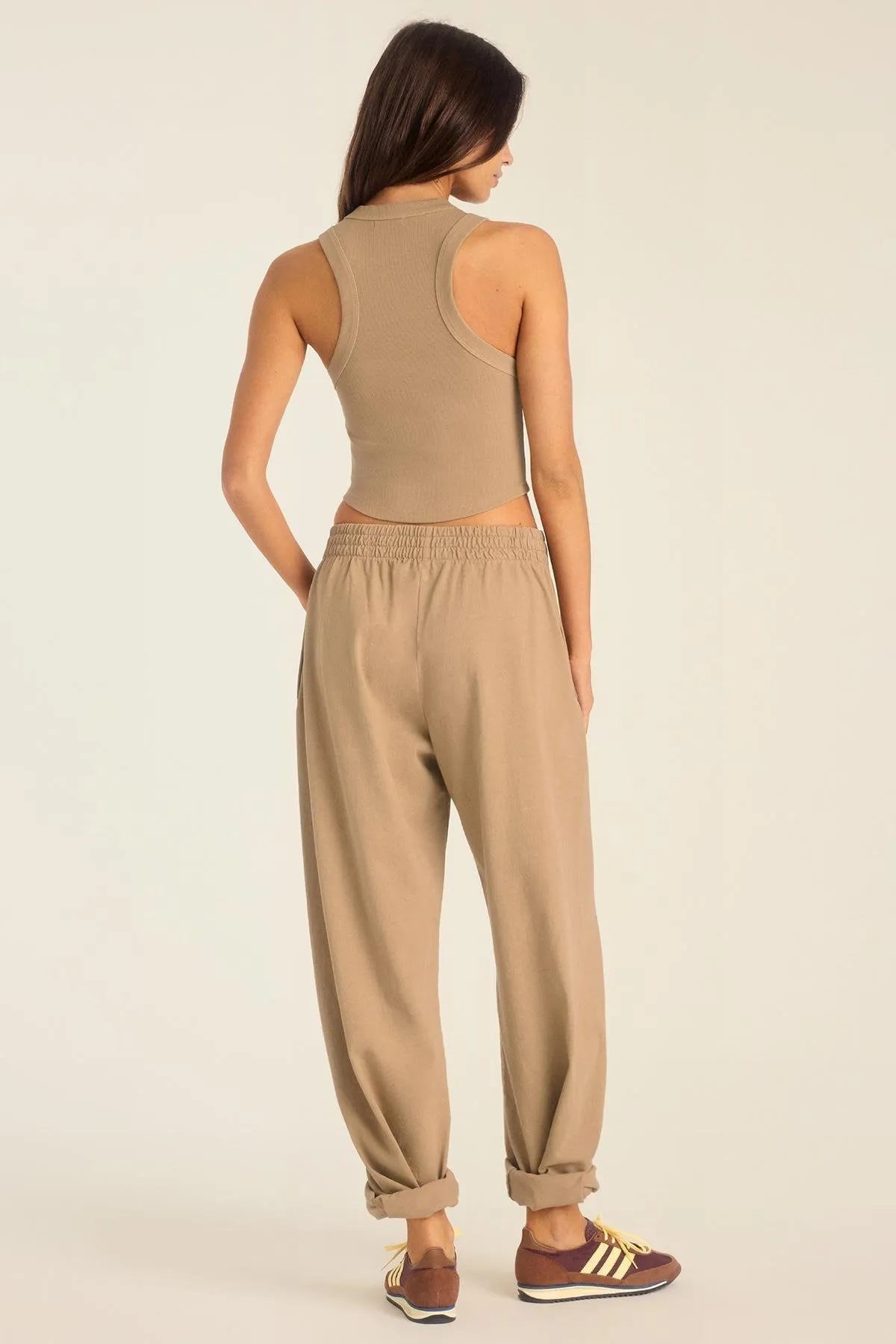 Active Lightness Multipurpose Athletic Top Daybreak Essential Crop Tank - Latte Cotton Rib