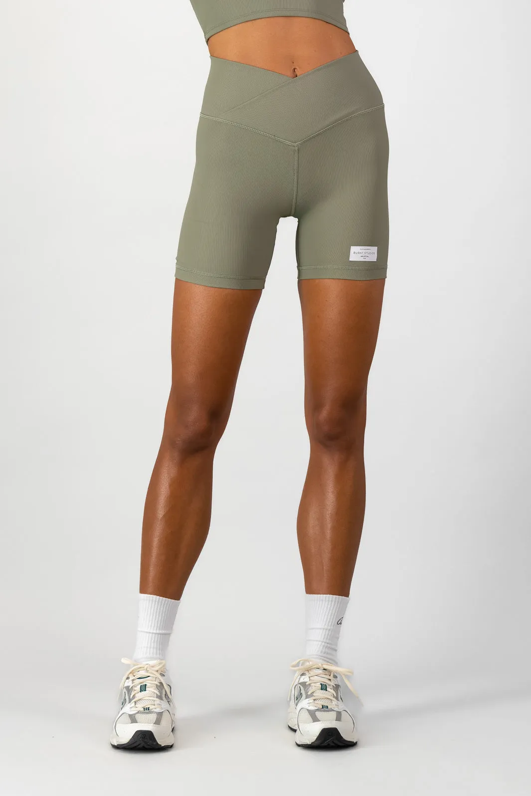 School Uniform Stile Di Vita Rib Short - Sage