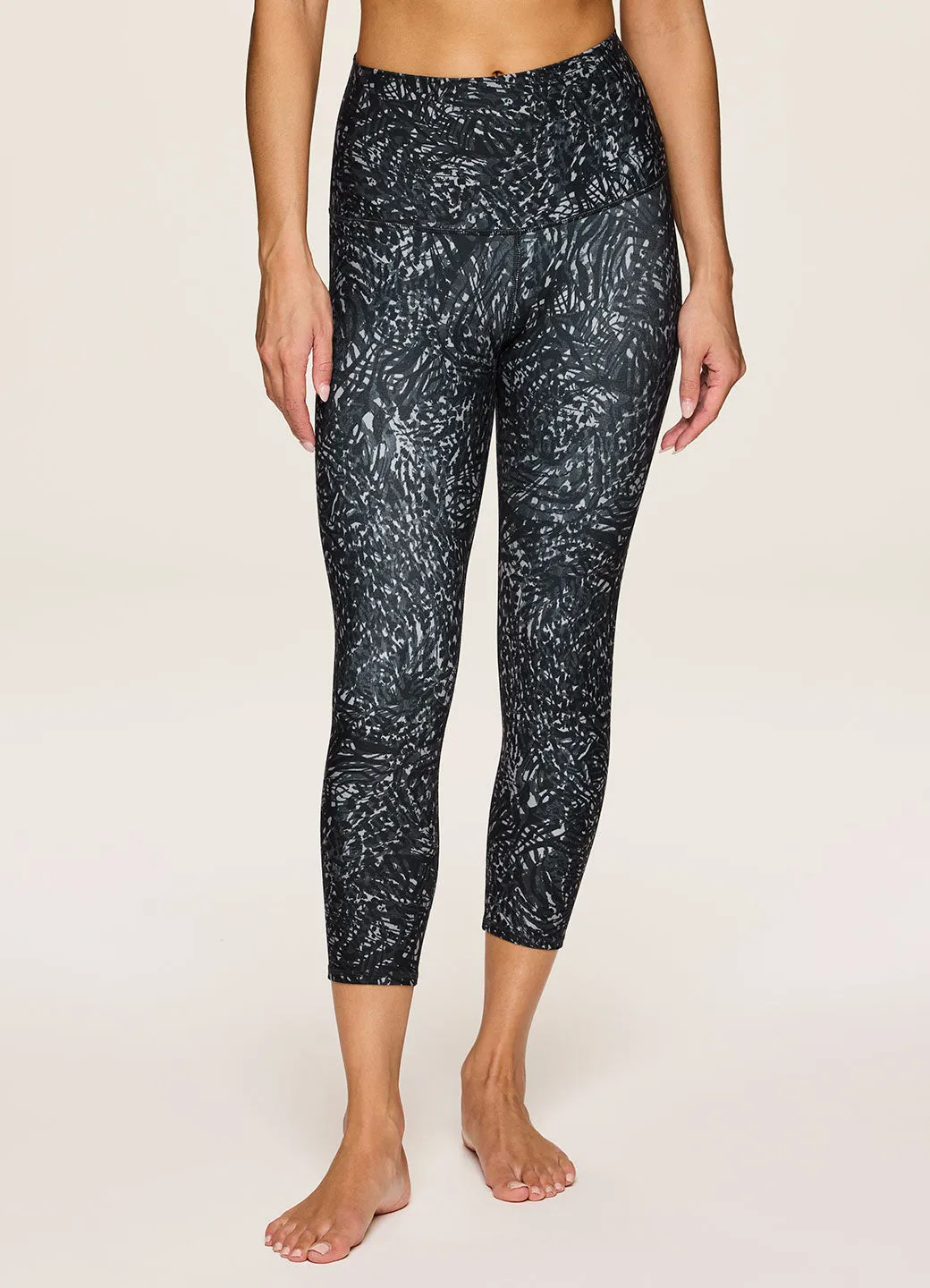 Four Way Morning Jog Body Hugging Fit Scratch That Ultra Hold Capri