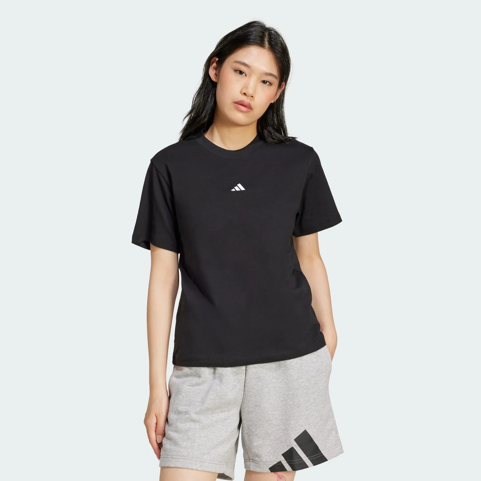 Adidas Women's Essentials Small Logo Black Tee Quick Wear Wool combination
