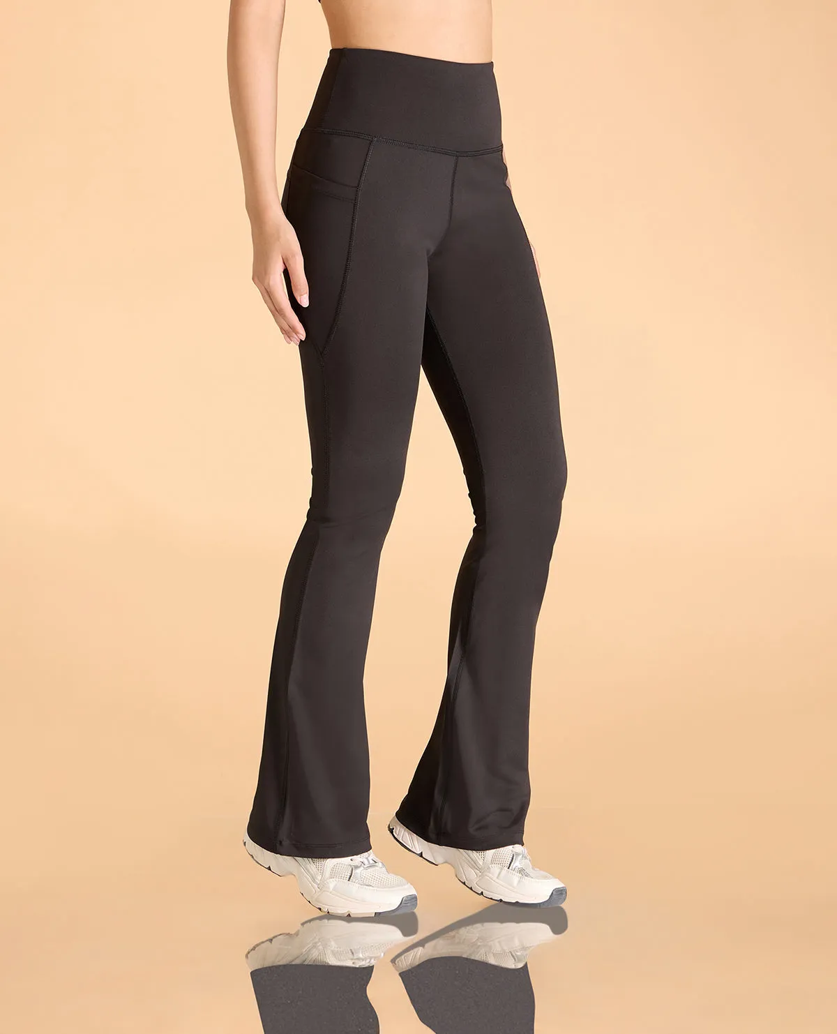 Women Stretchable Flared Pants Wool blend