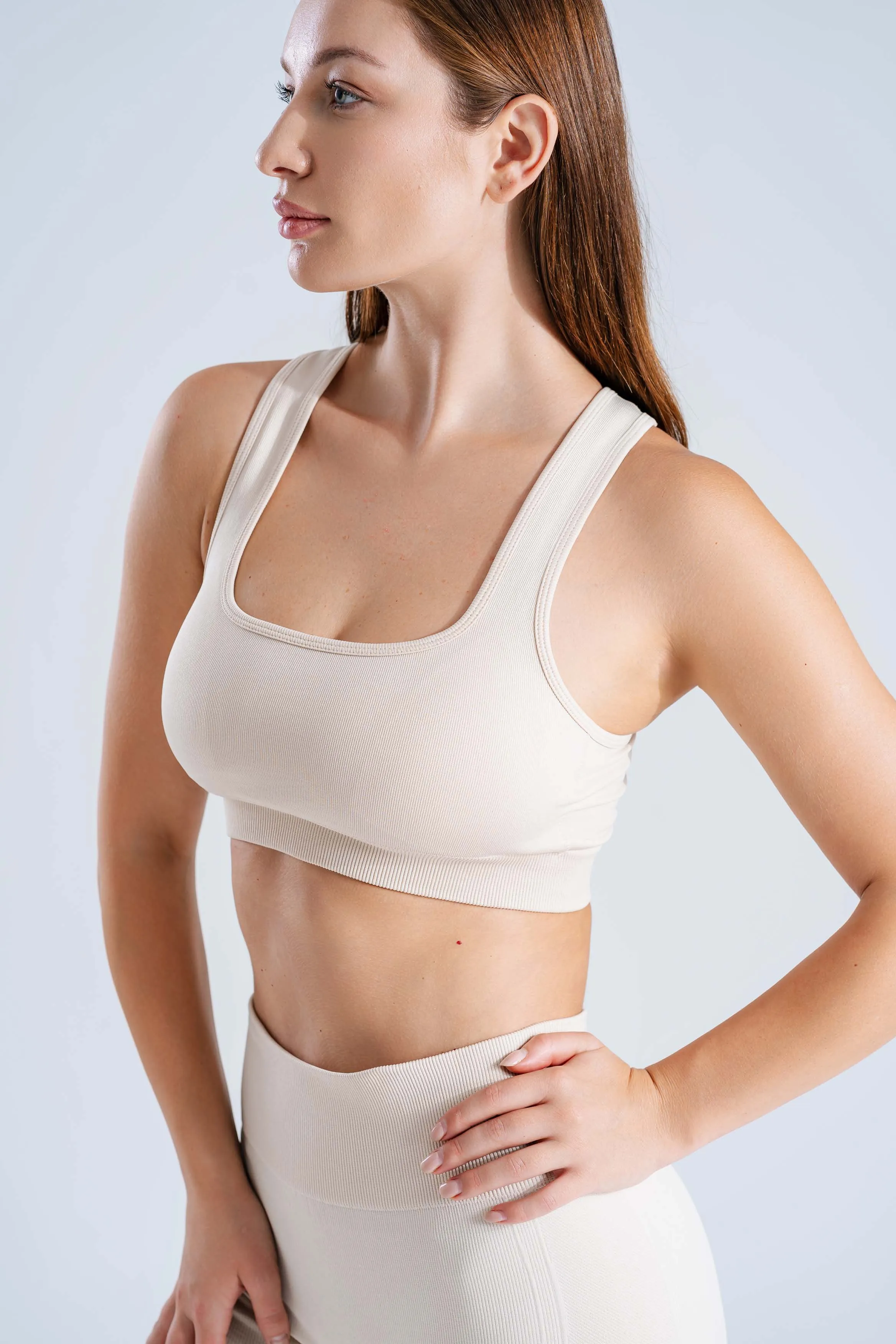 AuraFit Seamless Yoga Bra thermal fabric Velcro closure seams