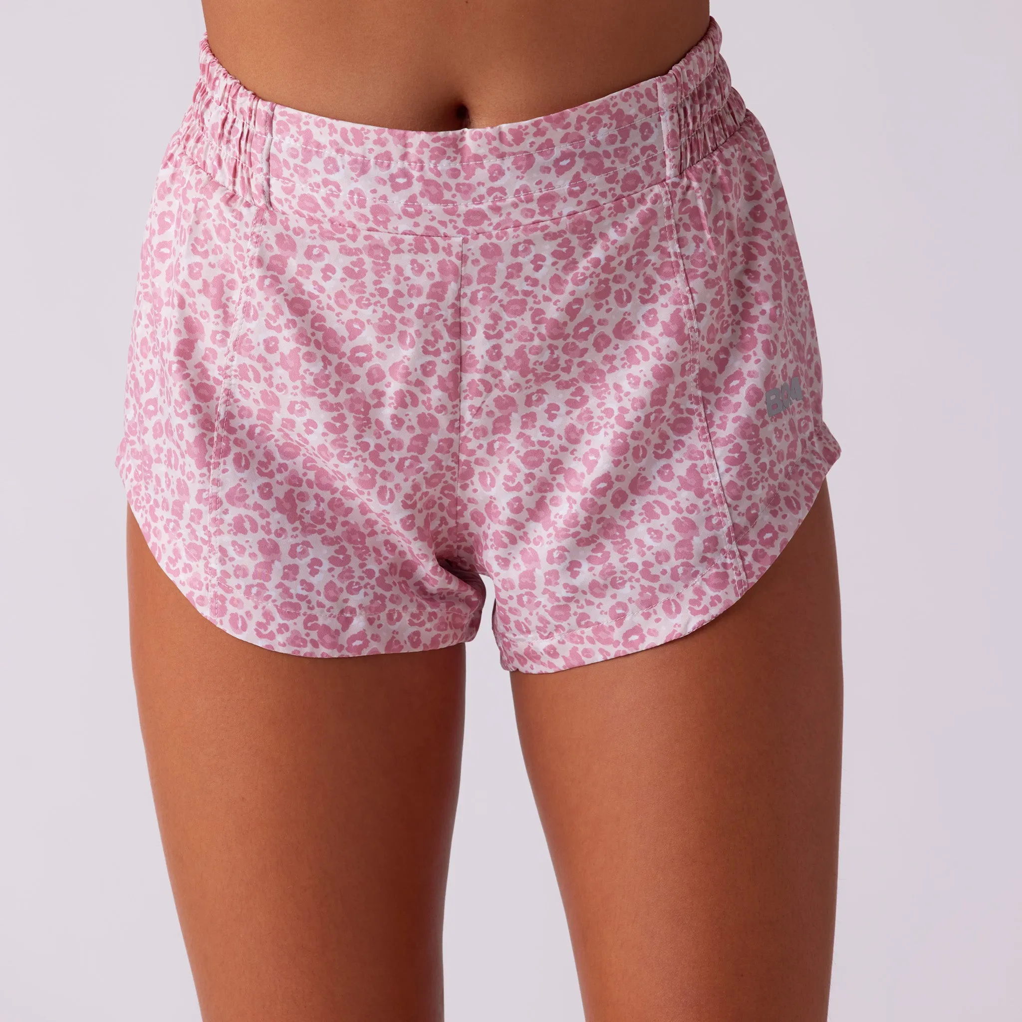 Mesh Ventilation Zones Wind Resistant Material Women's Swift 3" Lined Short - Leopard