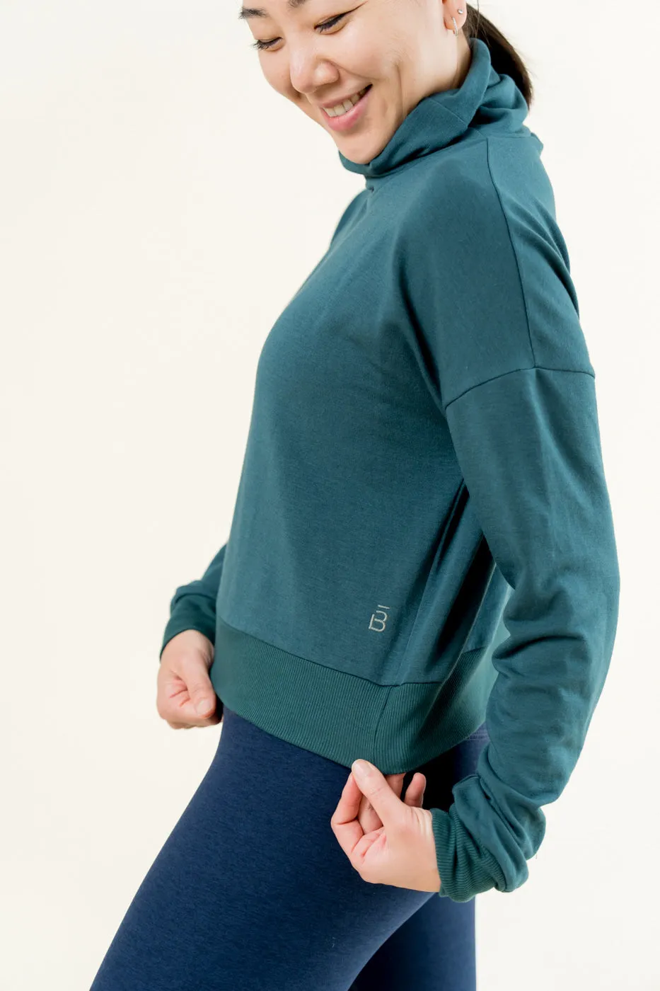 All Time Cropped Pullover - Midnight Green QuickDryMaterial Cold Weather Outfit