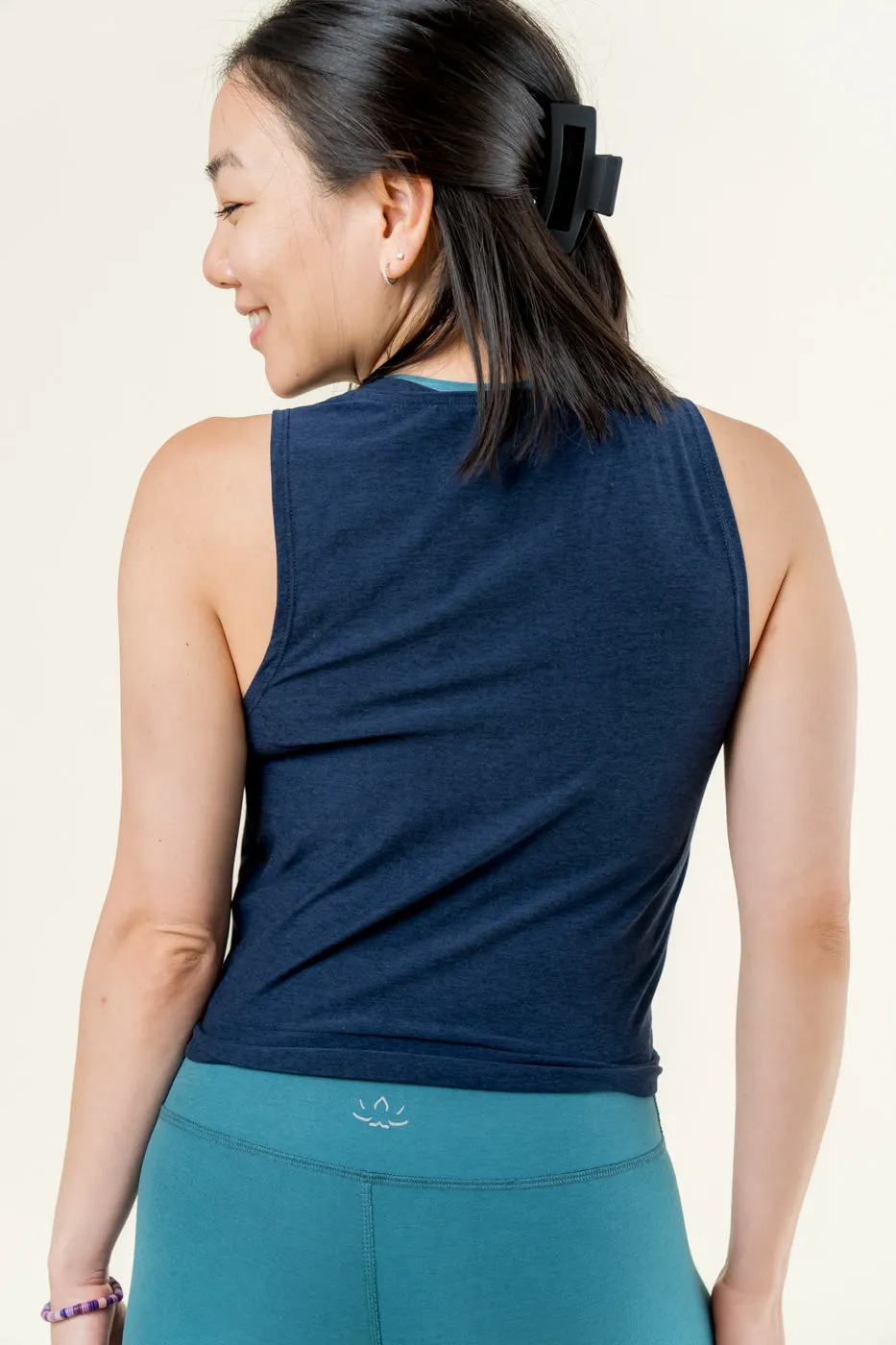 Featherweight Intersect Cropped Tank - Nocturnal Navy Body Free Cozy Pullover