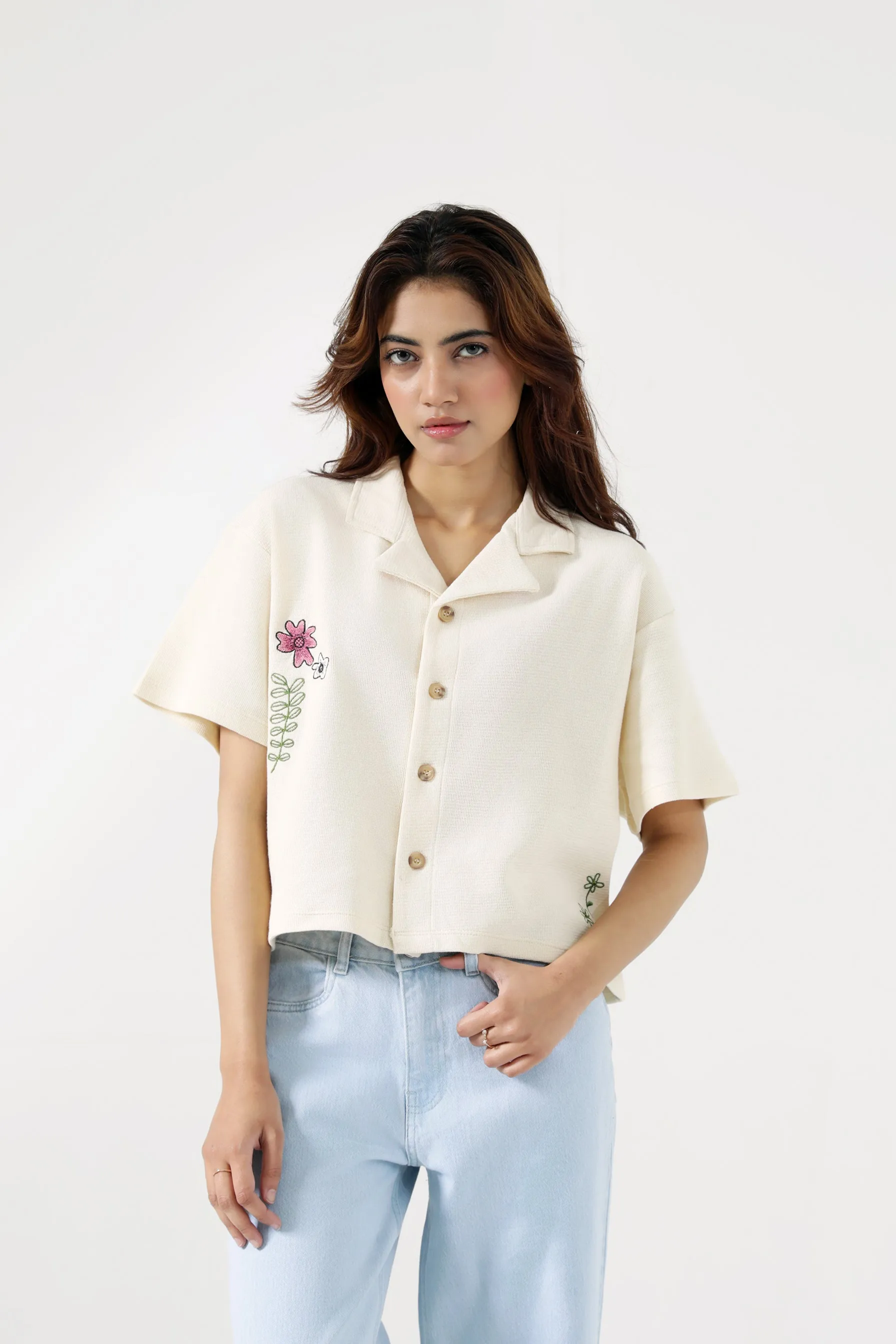 UniversalFit DoubleStitchedEdges EMBROIDERED TEXTURED KNITTED TOP