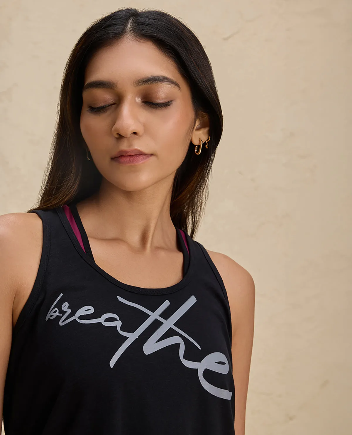 Soft touch finish square shape Nykd By Nykaa Summer Essential Cotton Slub Longline Tank -NYAT034-Jet Black