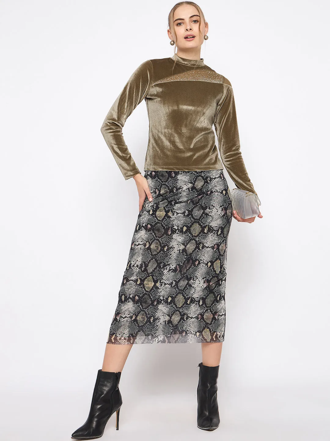 Madame Band Neck Sew Detailed Swarovski Embellished Olive Velvet Top Modern Sneakers Trendy Trousers