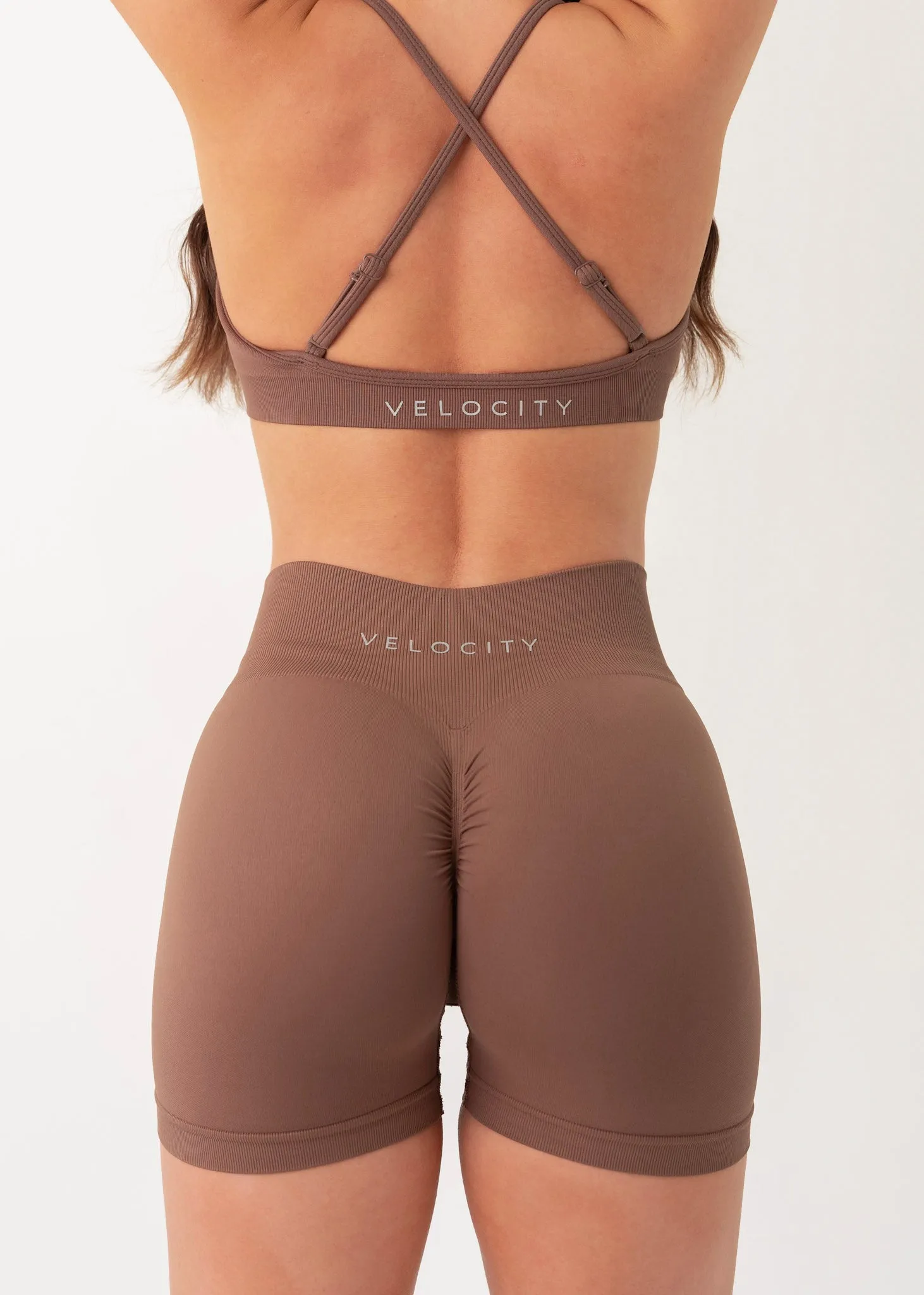 SIGNATURE SCRUNCH SHORTS - CHOCOLATE Linen blend